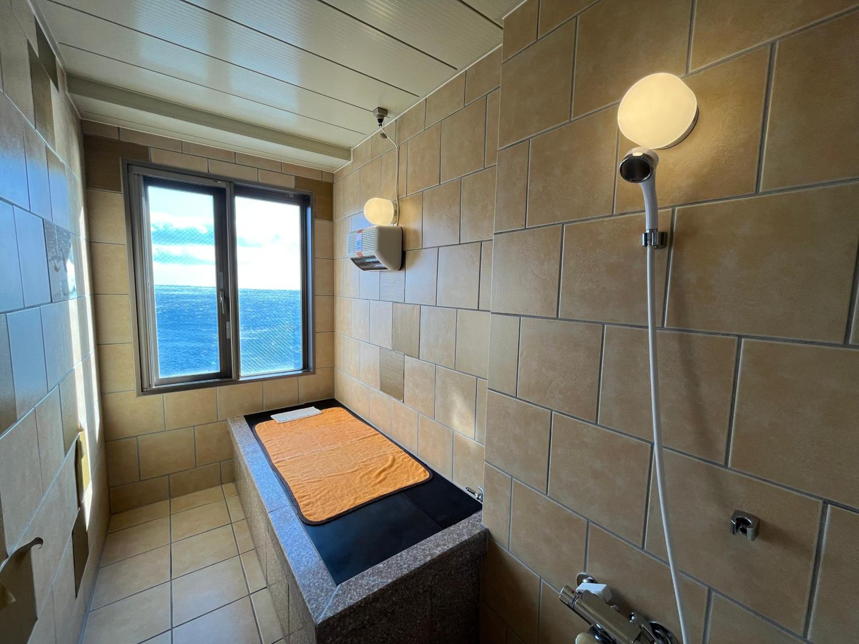Superior Twin Room with Tatami Area & Sea View-New BLD photo 2