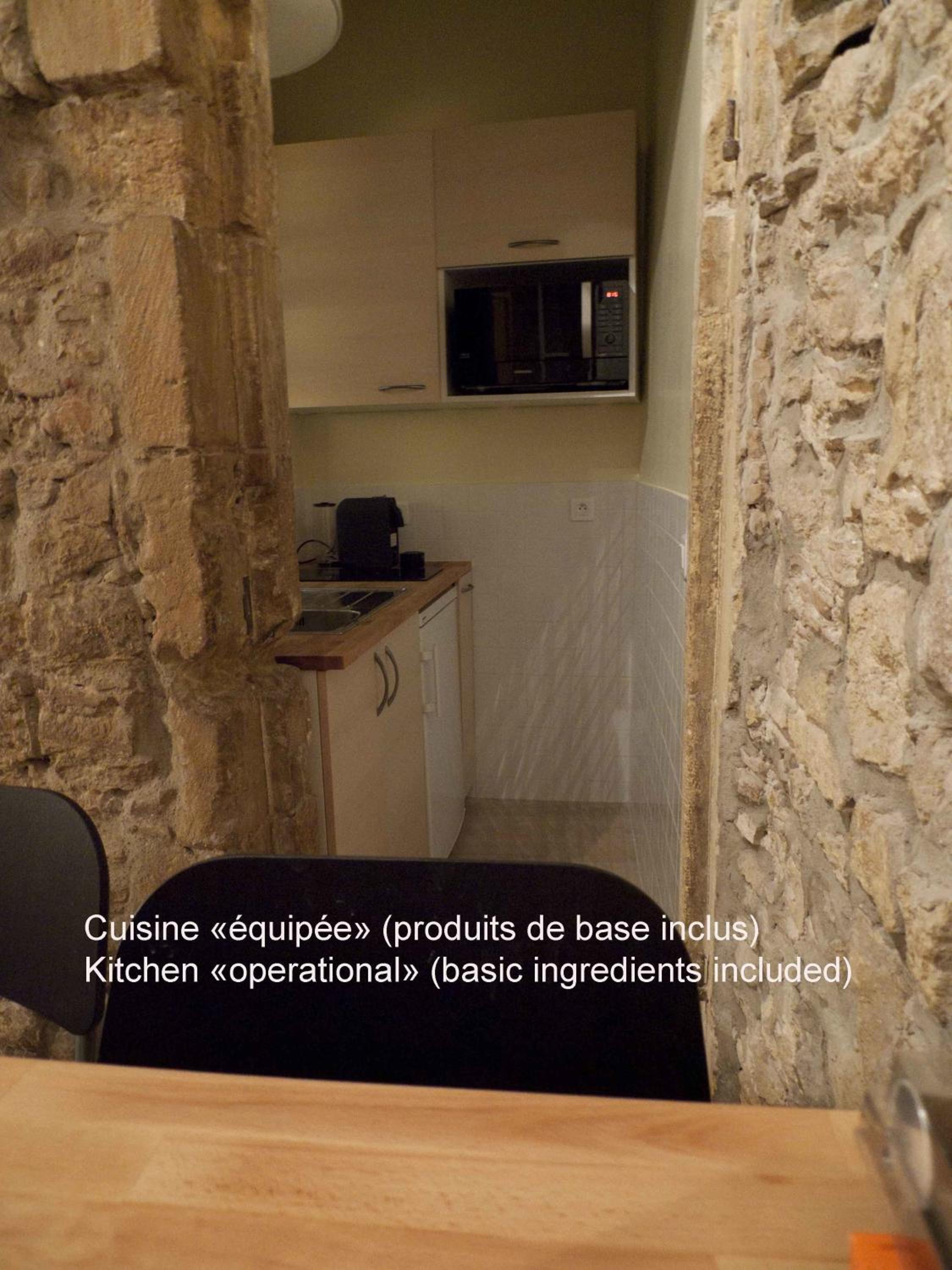 Studio Apartment - Photo 19