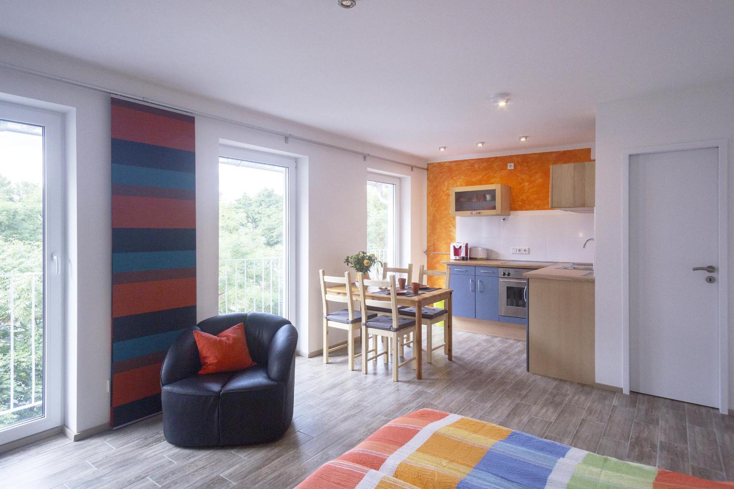 Studio Apartment