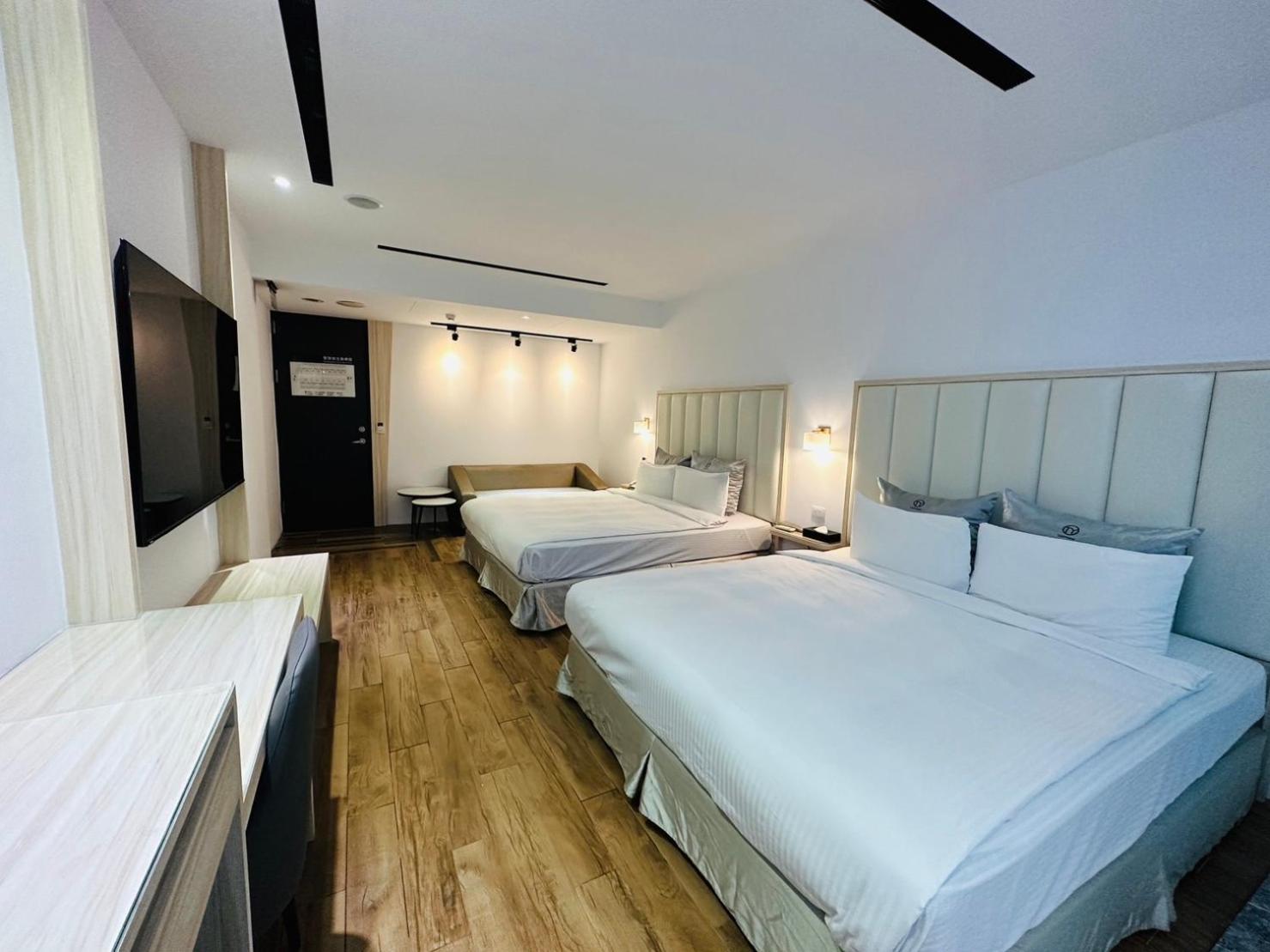 Deluxe Quadruple Room photo 1