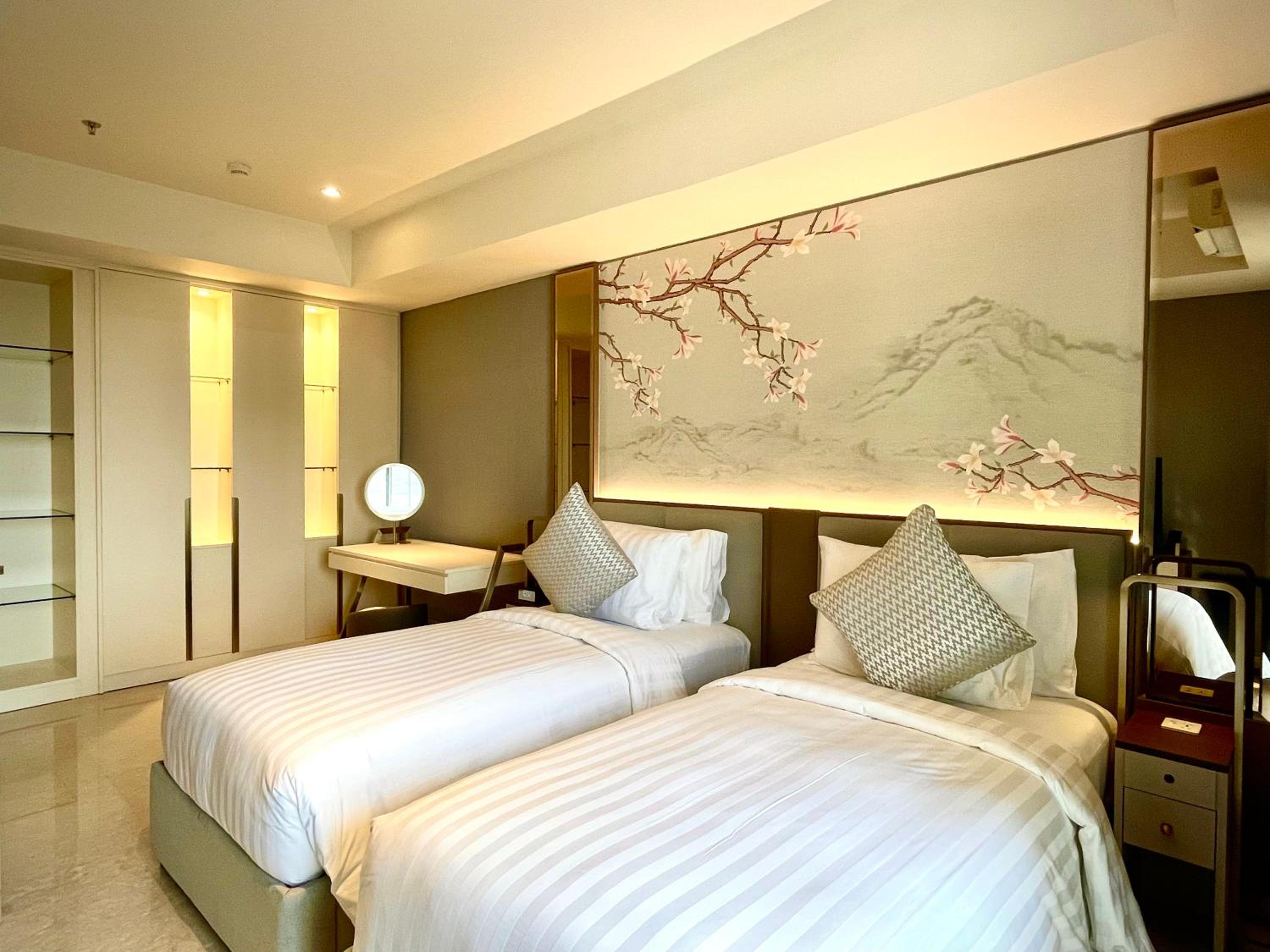 One-Bedroom Twin Premier