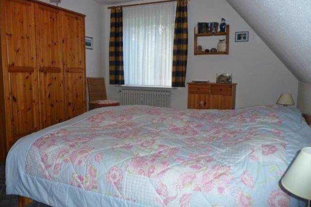 Two-Bedroom Apartment with Balcony photo 3