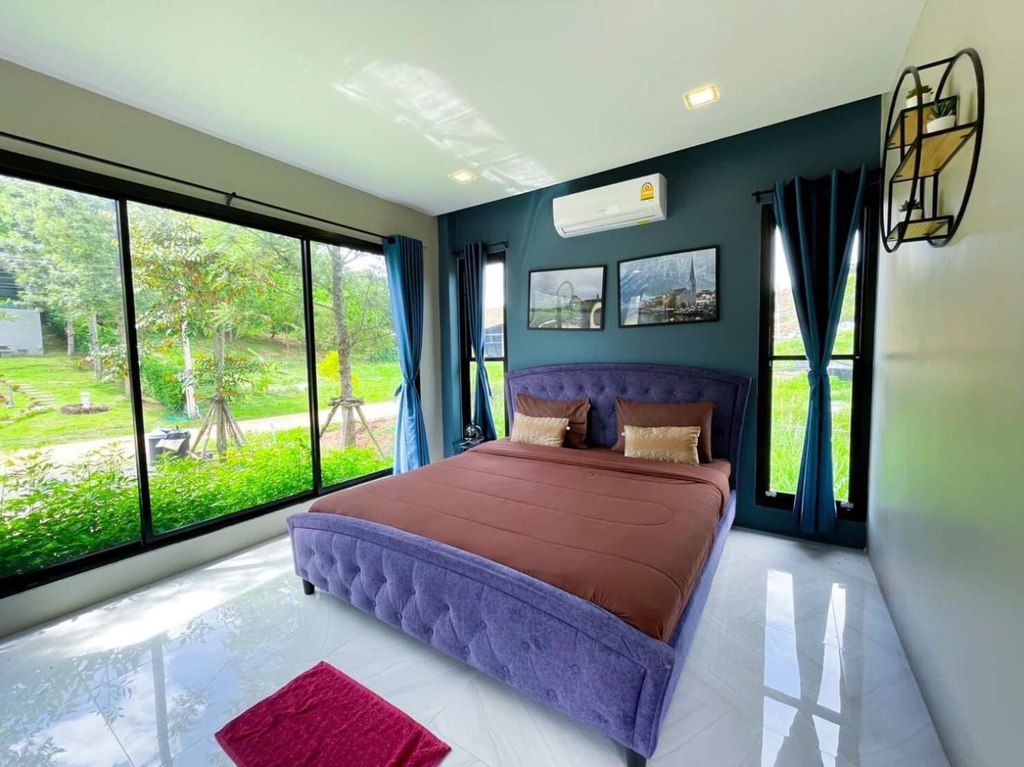 Quadruple Room With Private Bathroom