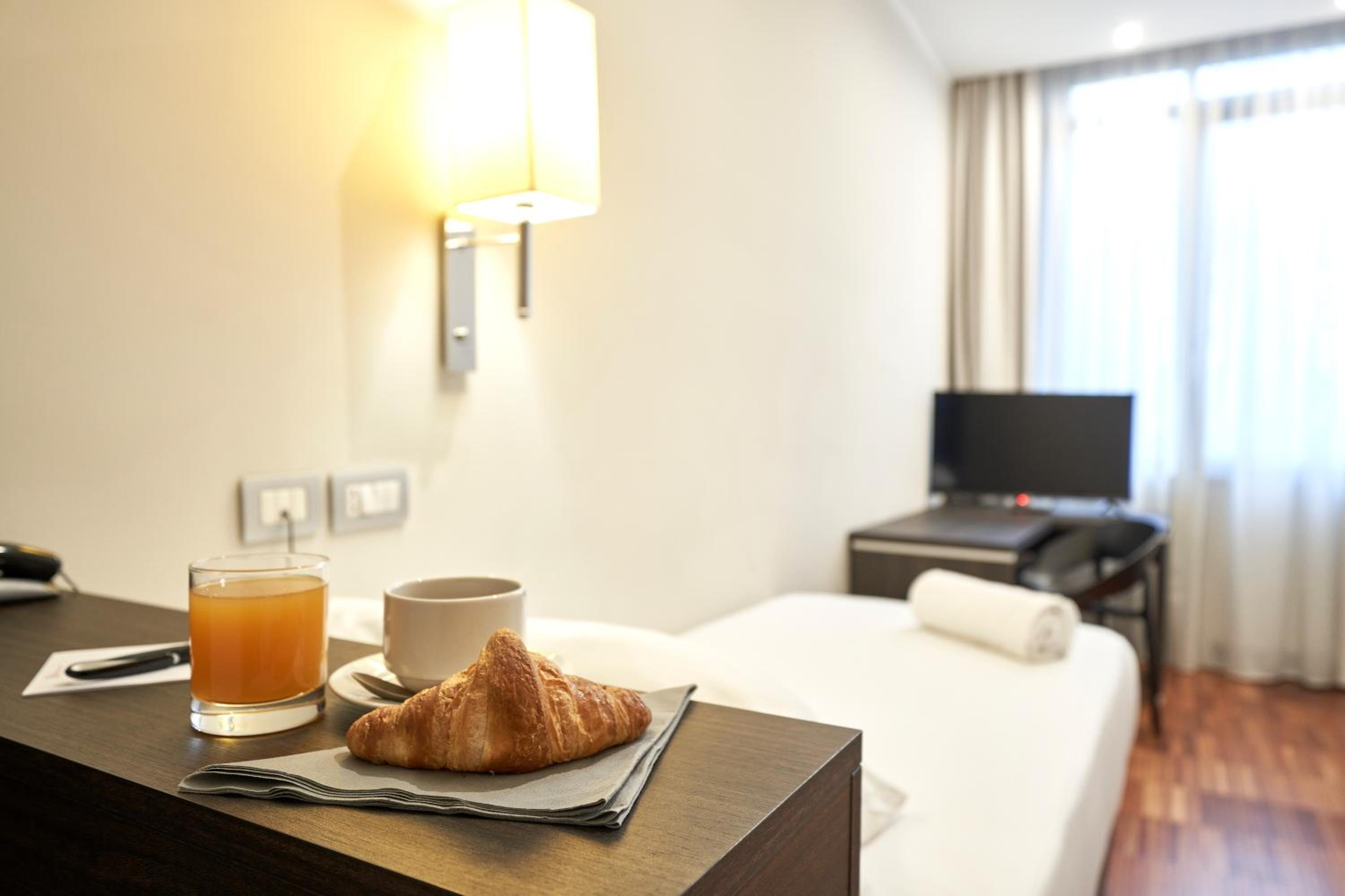 Standard Single Room photo 2