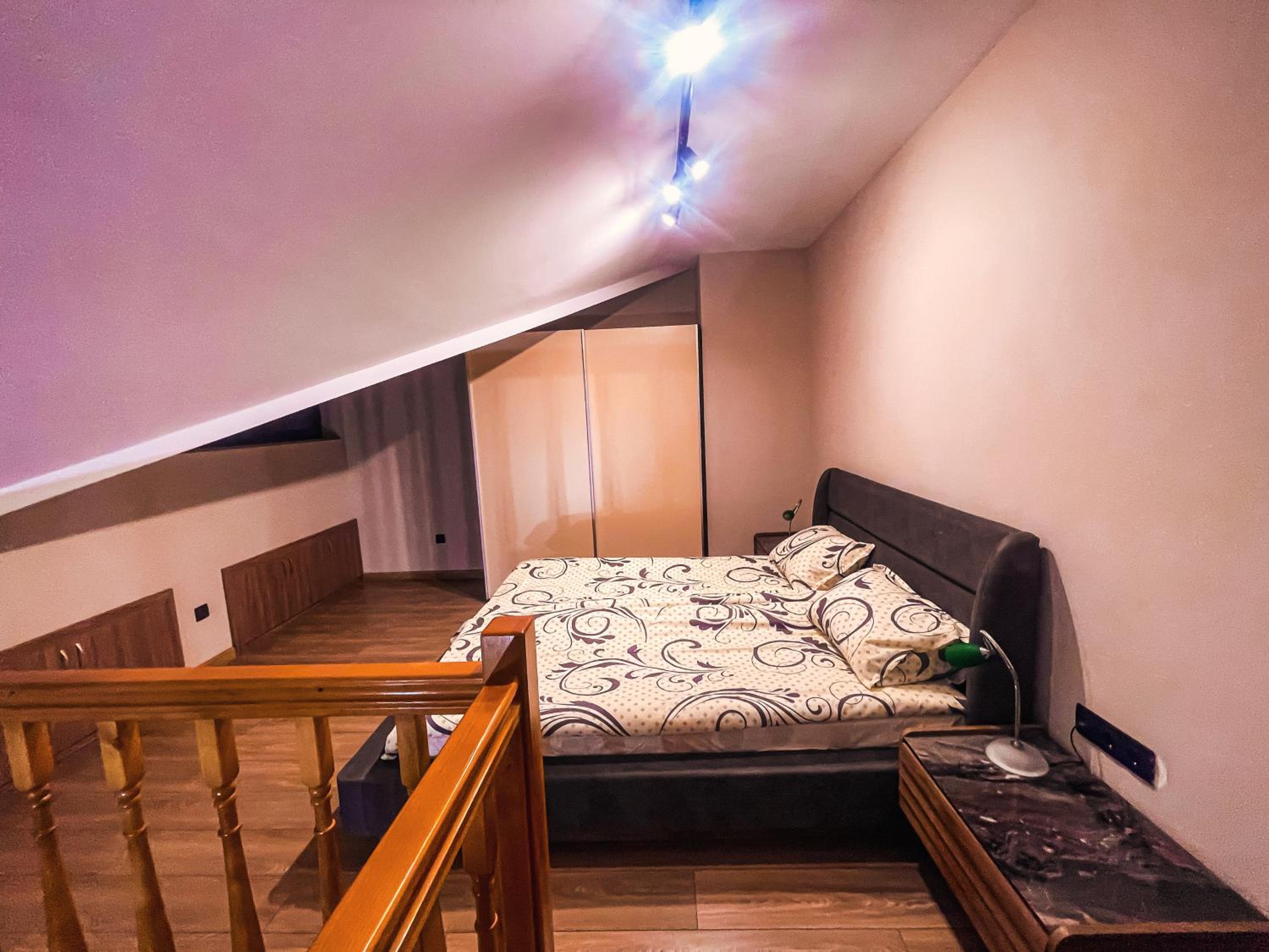 One-Bedroom Apartment photo 3