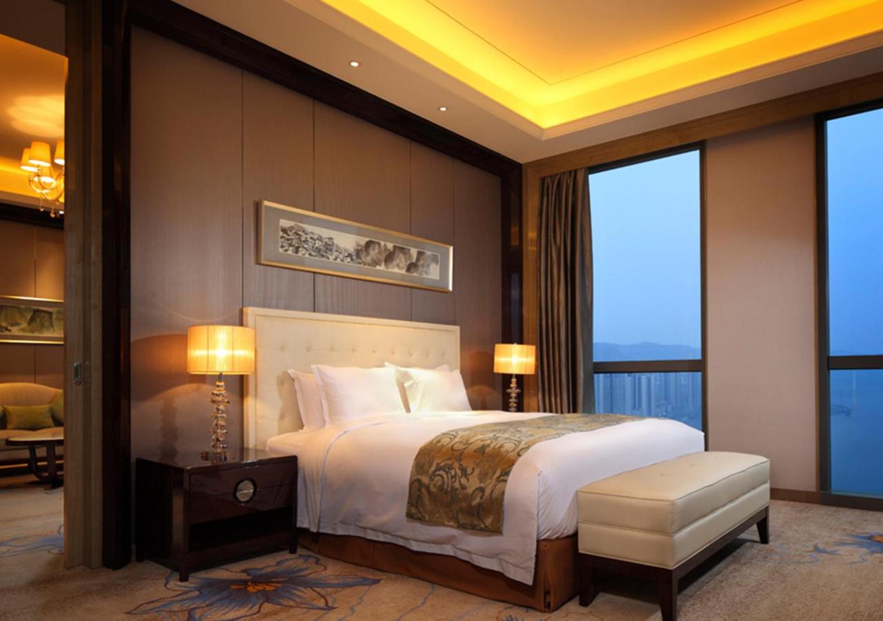 Grand Twin Room with River View photo 2