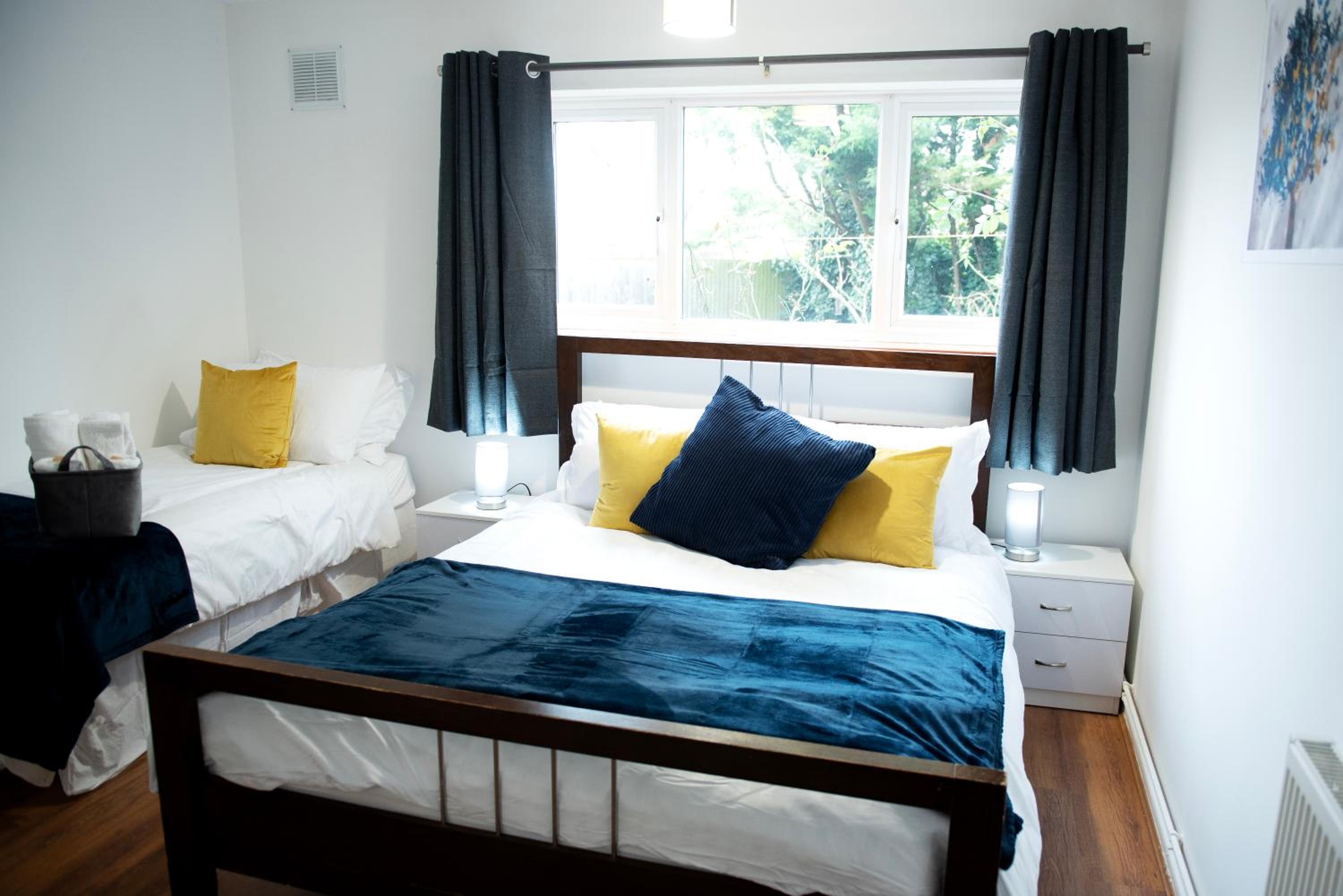 Two-Bedroom House photo 2