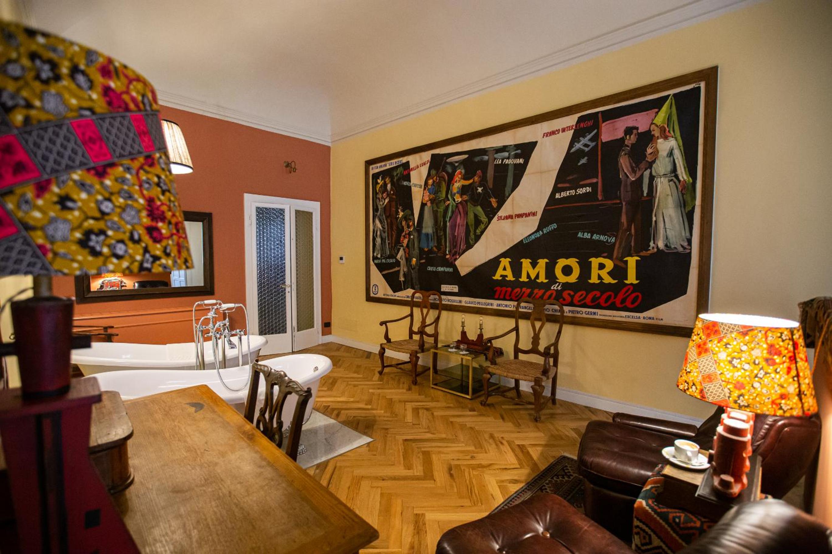 Suite with City View photo 2