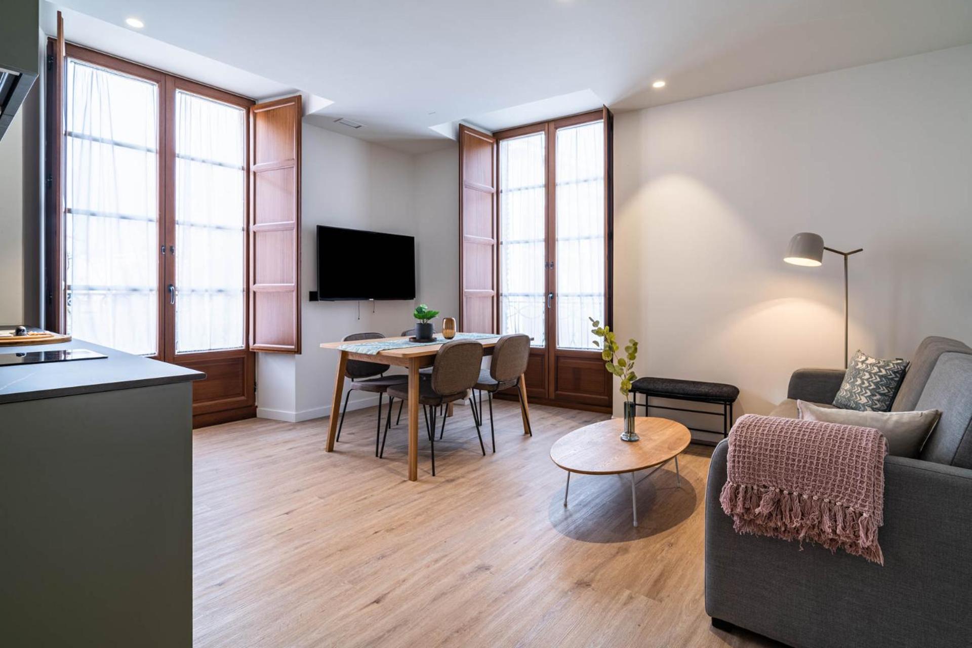 One-Bedroom Apartment - Photo 20