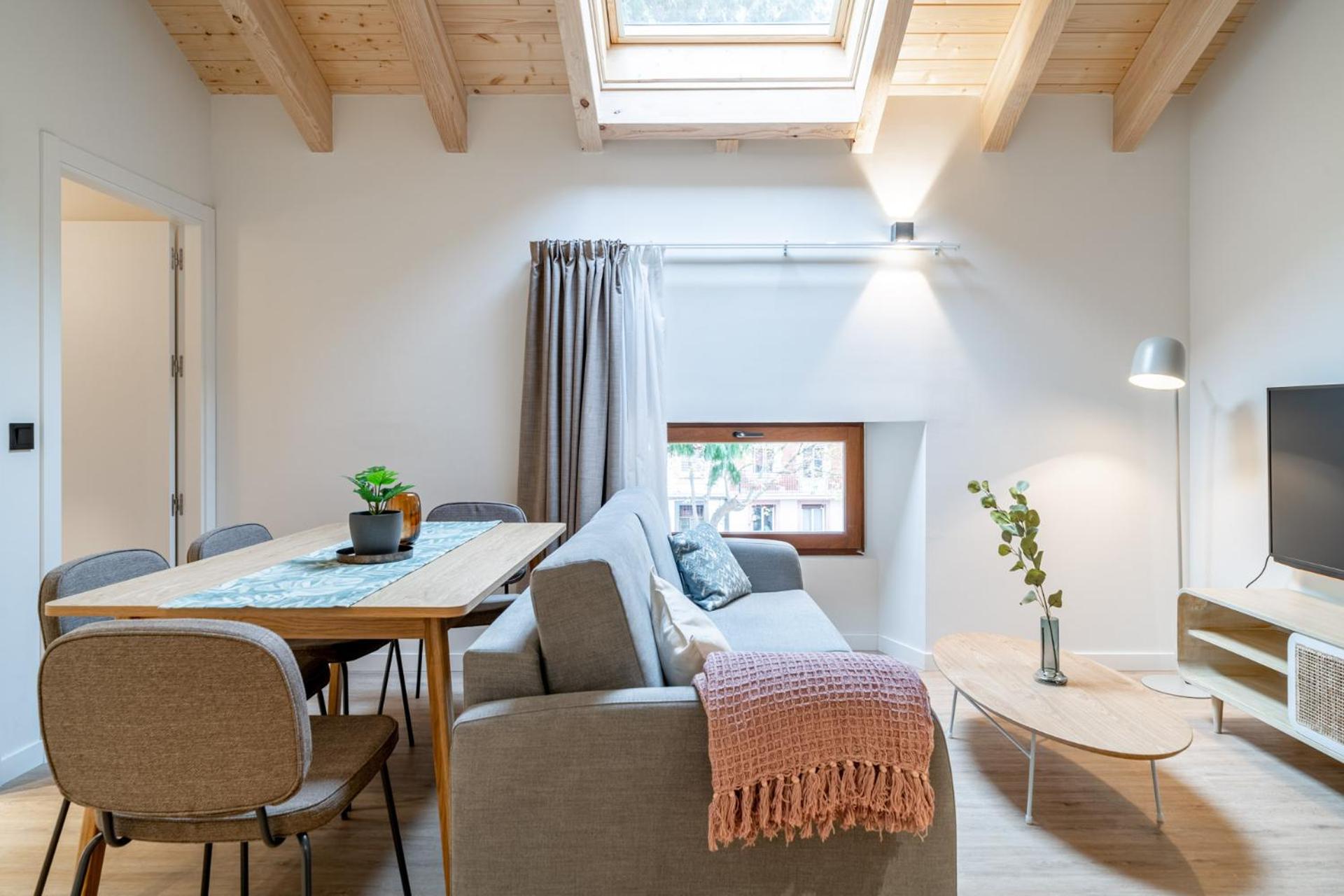 One-Bedroom Apartment - Photo 13