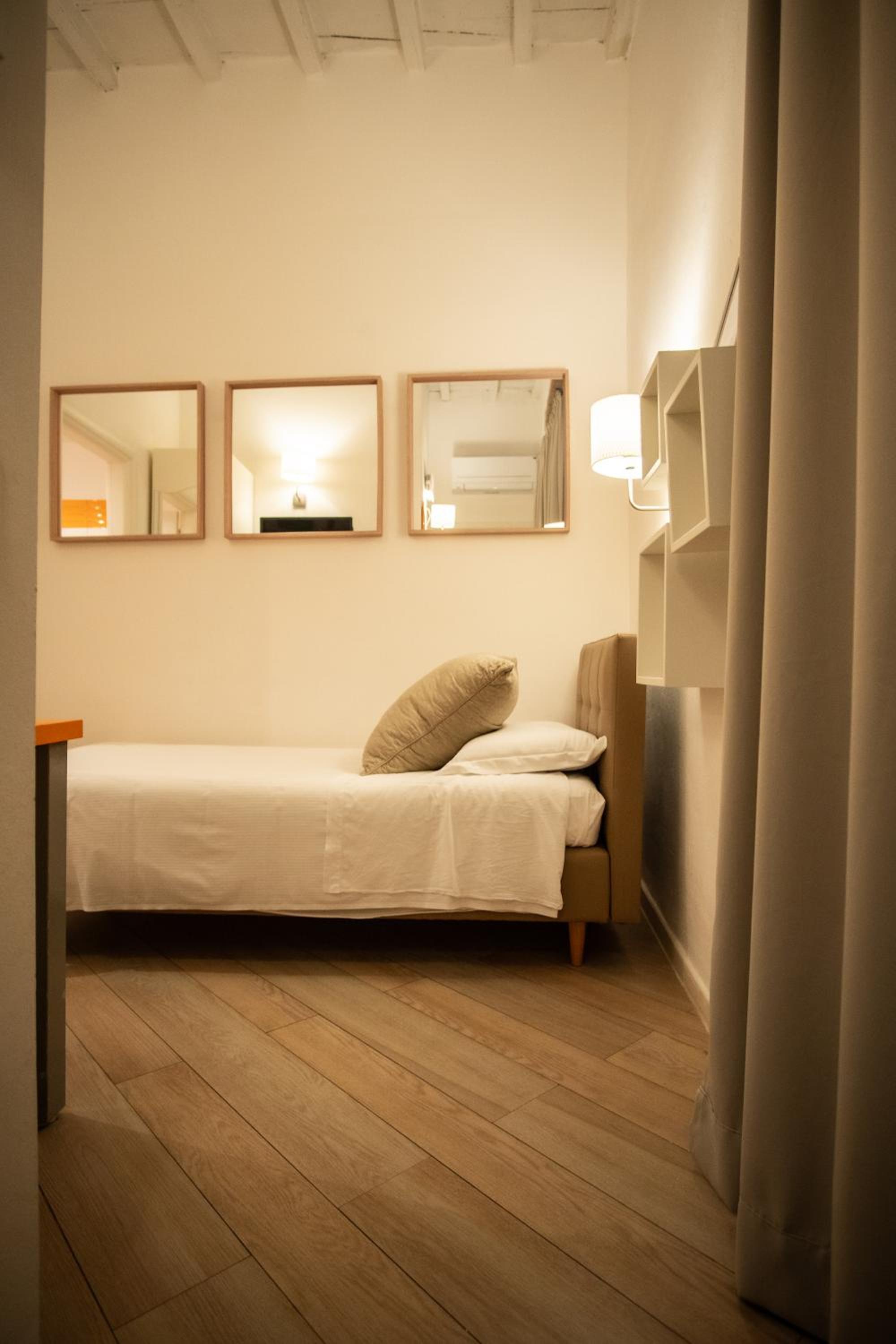 Small Single Room