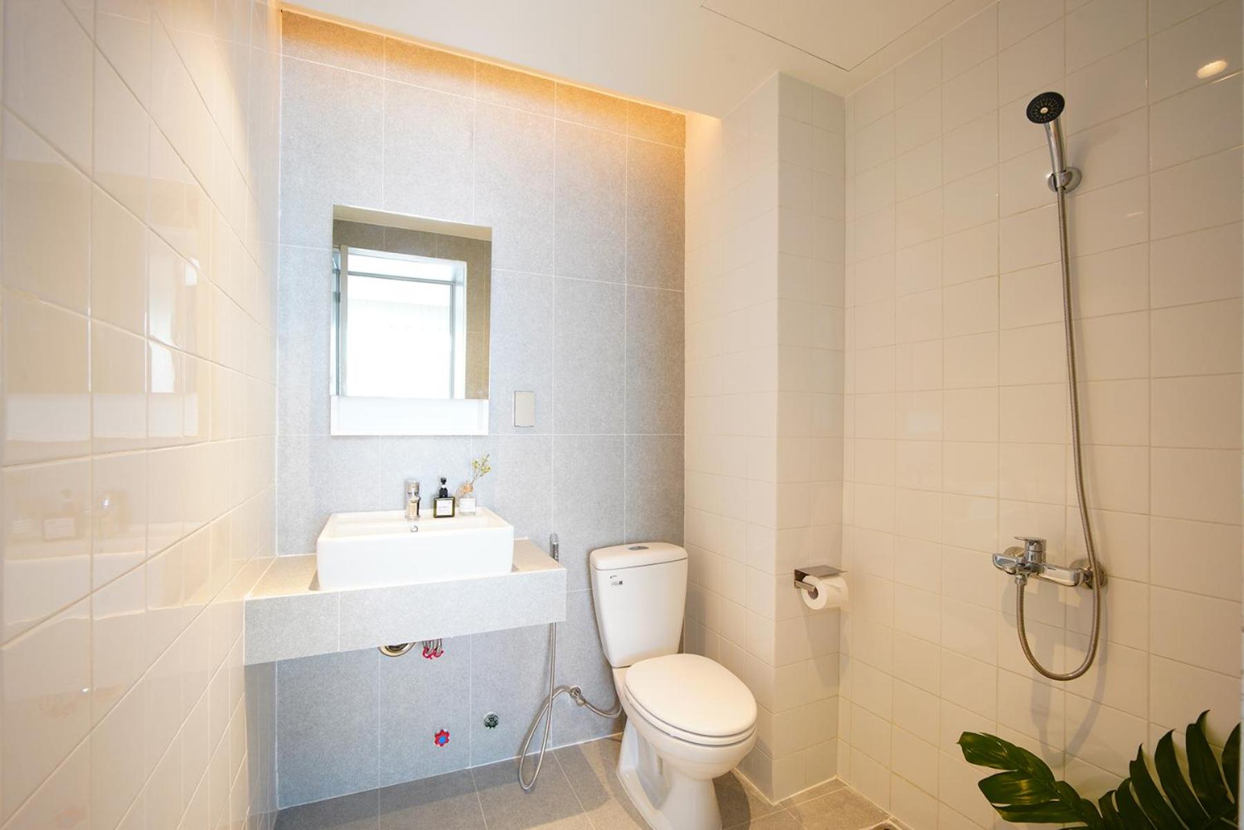Deluxe Double Room with Balcony - Photo 2