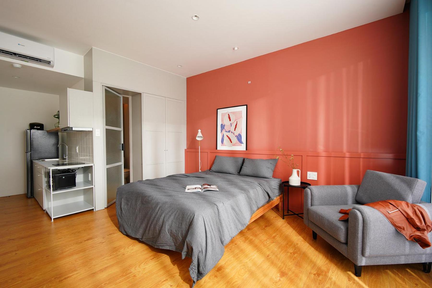 Deluxe Double Room with Balcony - Photo 5