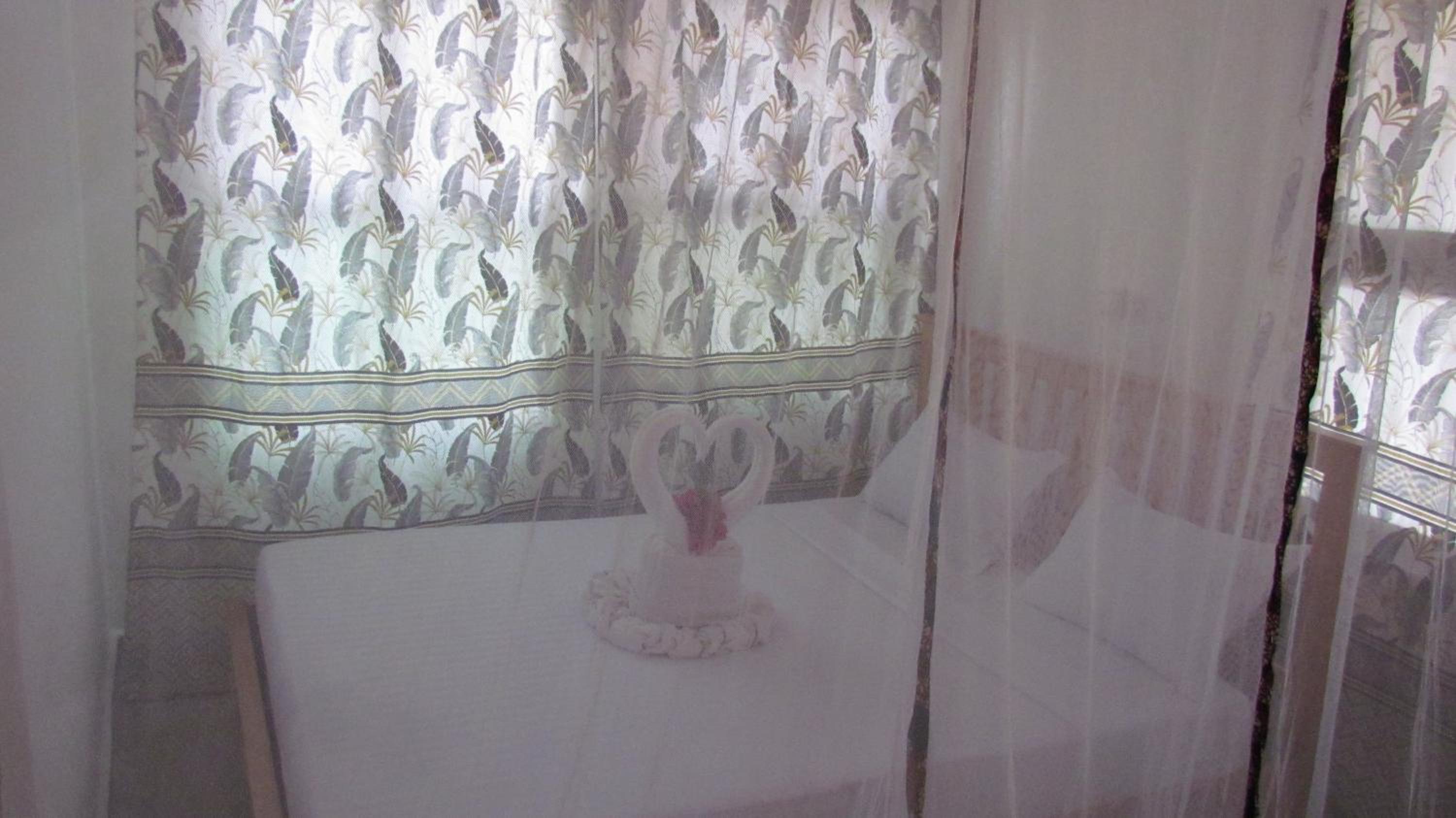 Double Or Twin Room With Private Bathroom photo 3