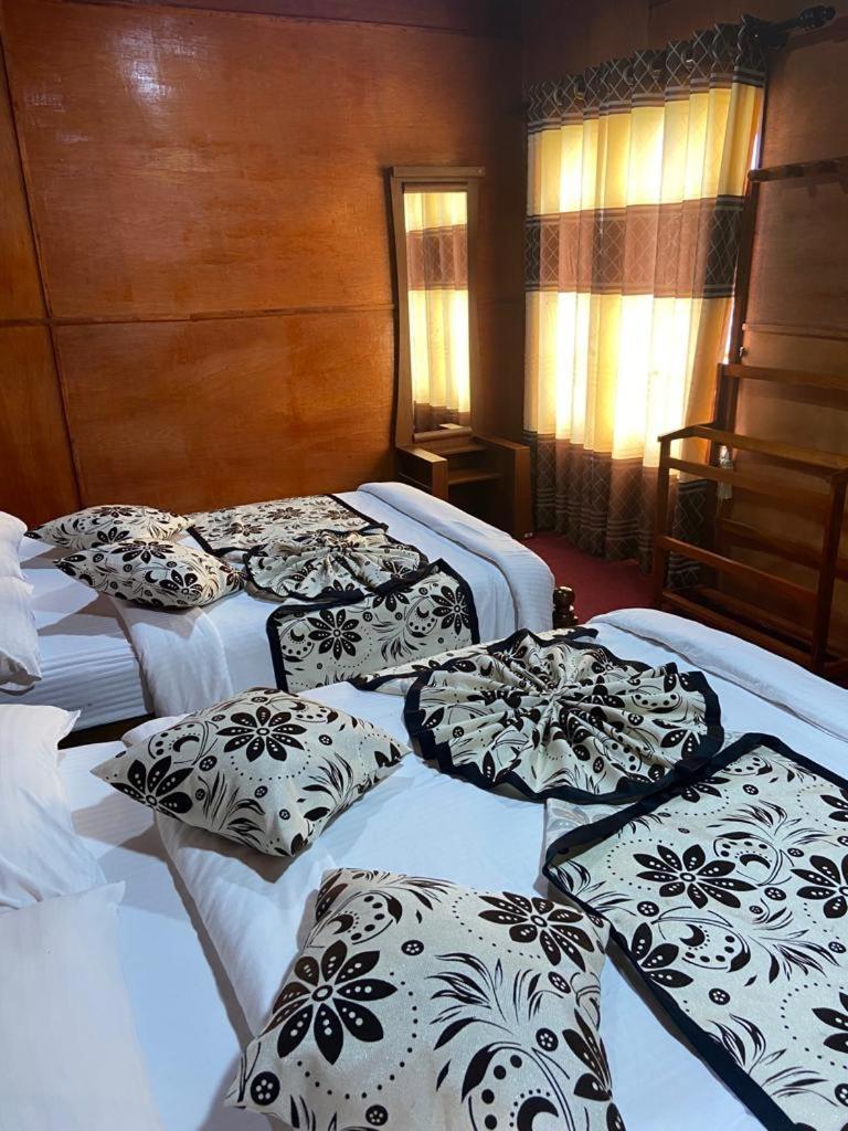Basic Triple Room