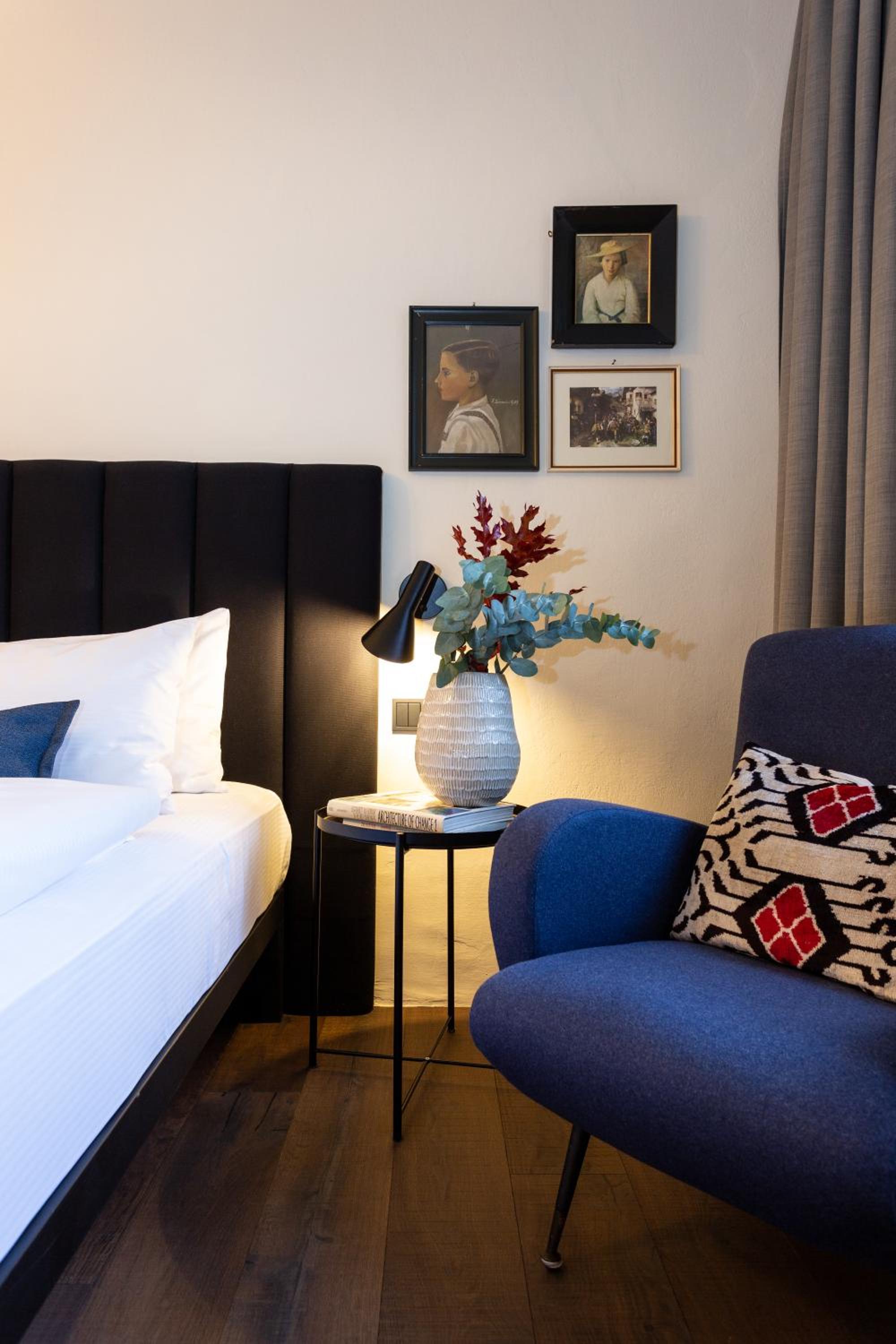 Double Room - Photo 2