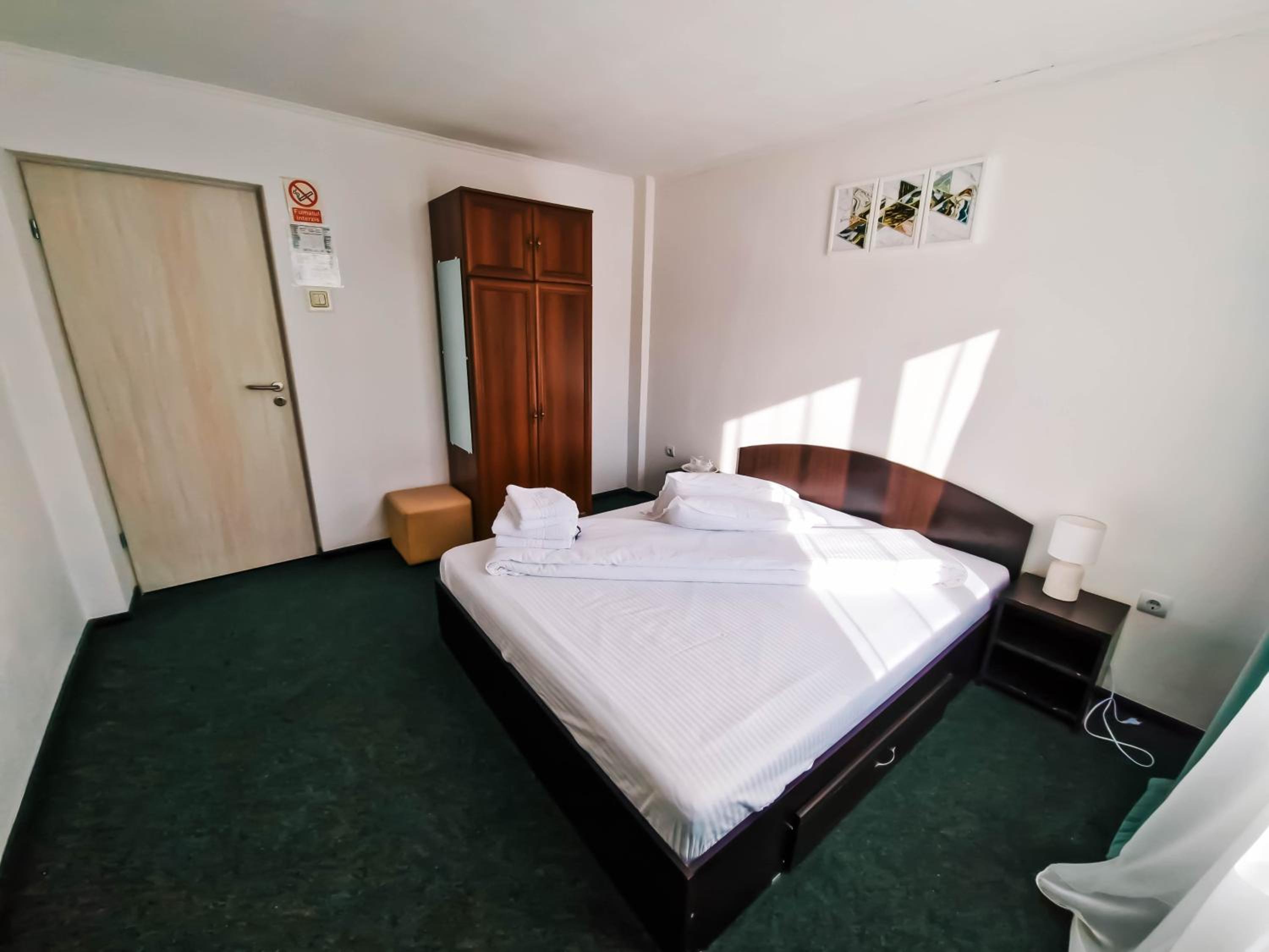 Double Room With Balcony photo 2