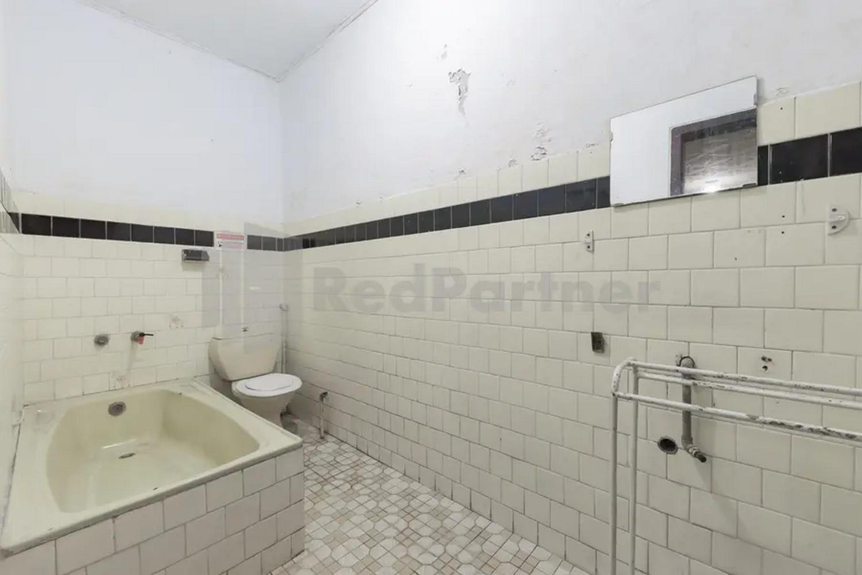 Standard Twin Room - Photo 4