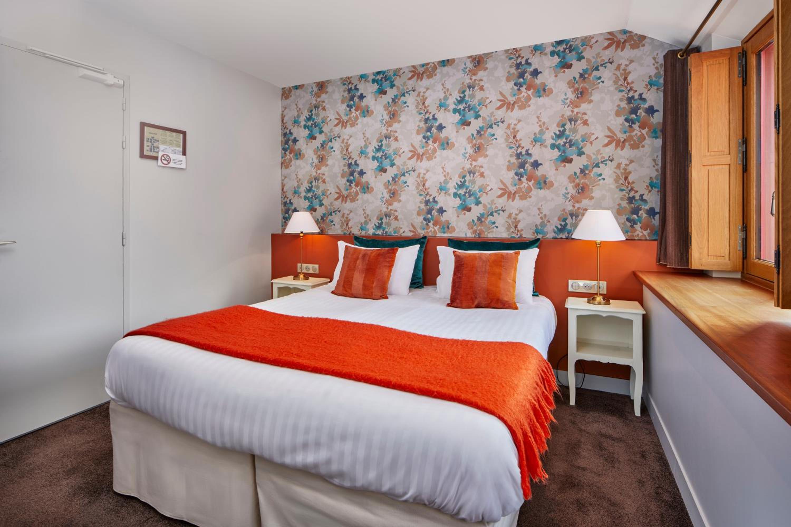 Standard Double Room photo 2