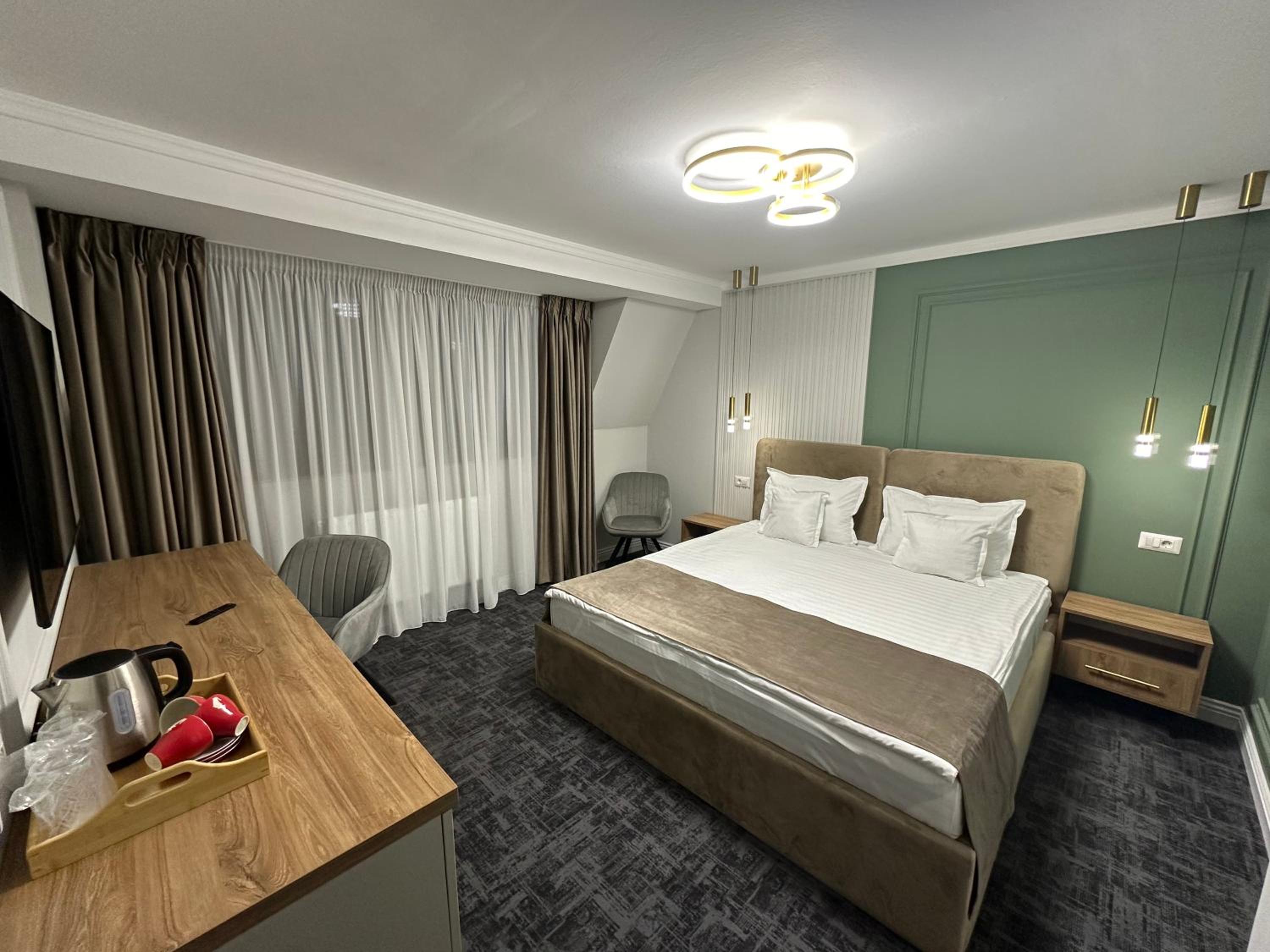 Deluxe Junior Suite photo 1