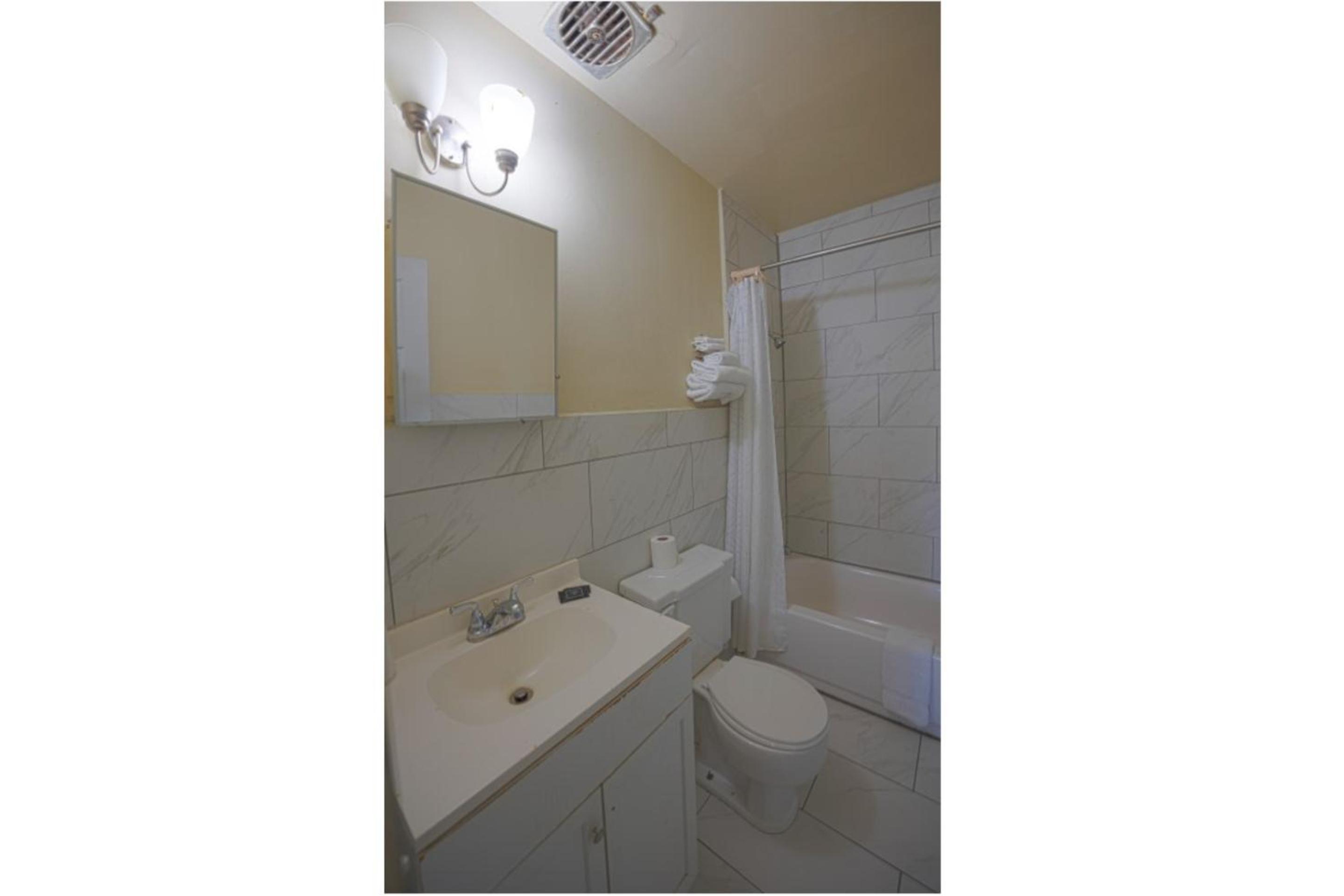 Sunrise Inn by OYO Titusville FL, Bilde 4