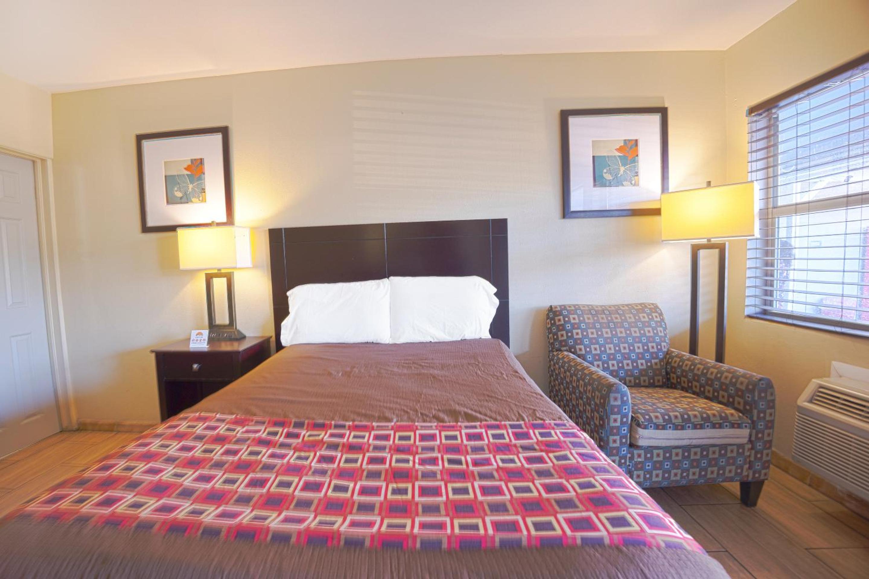 Sunrise Inn by OYO Titusville FL, Bilde 6