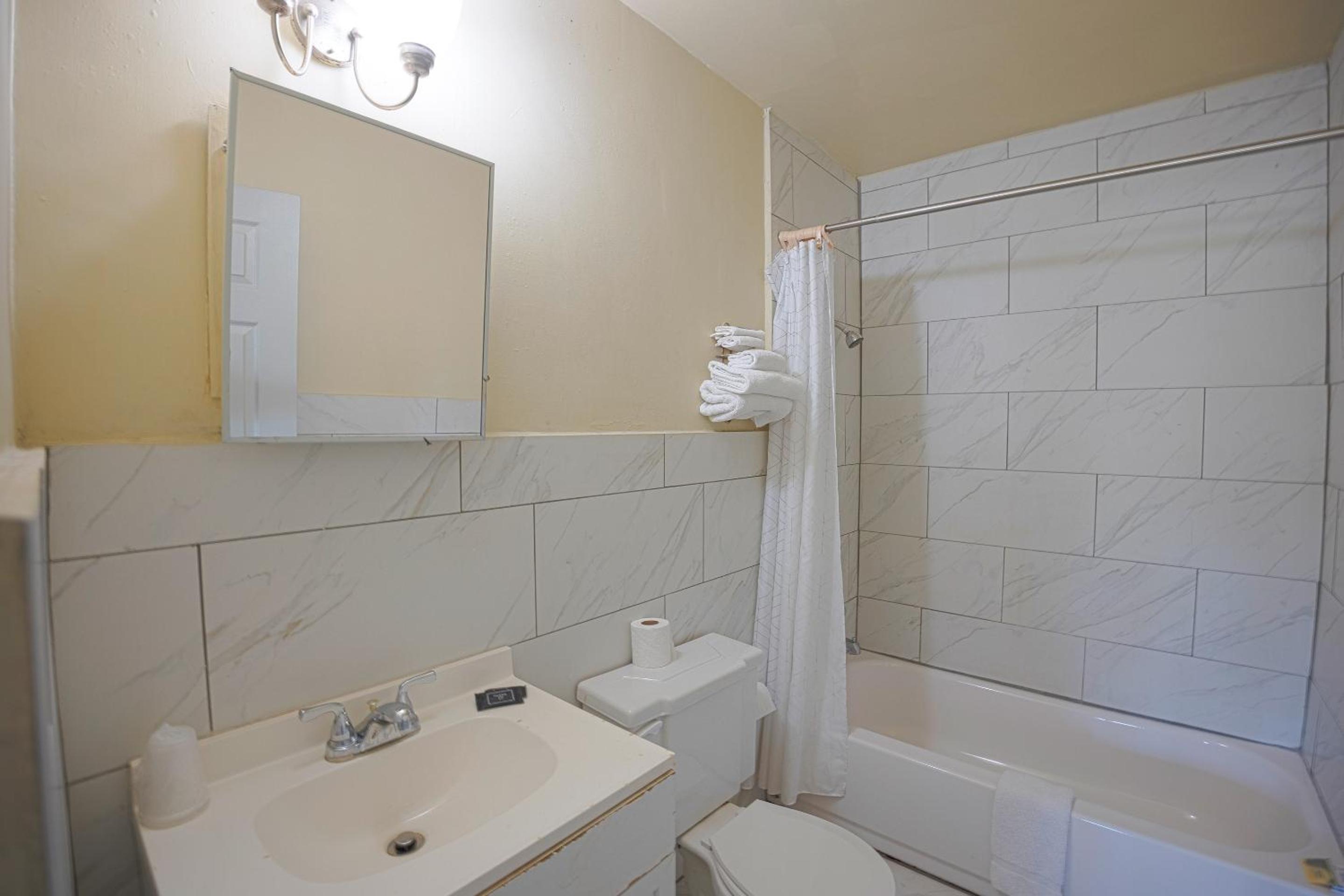 Sunrise Inn by OYO Titusville FL, Bilde 16