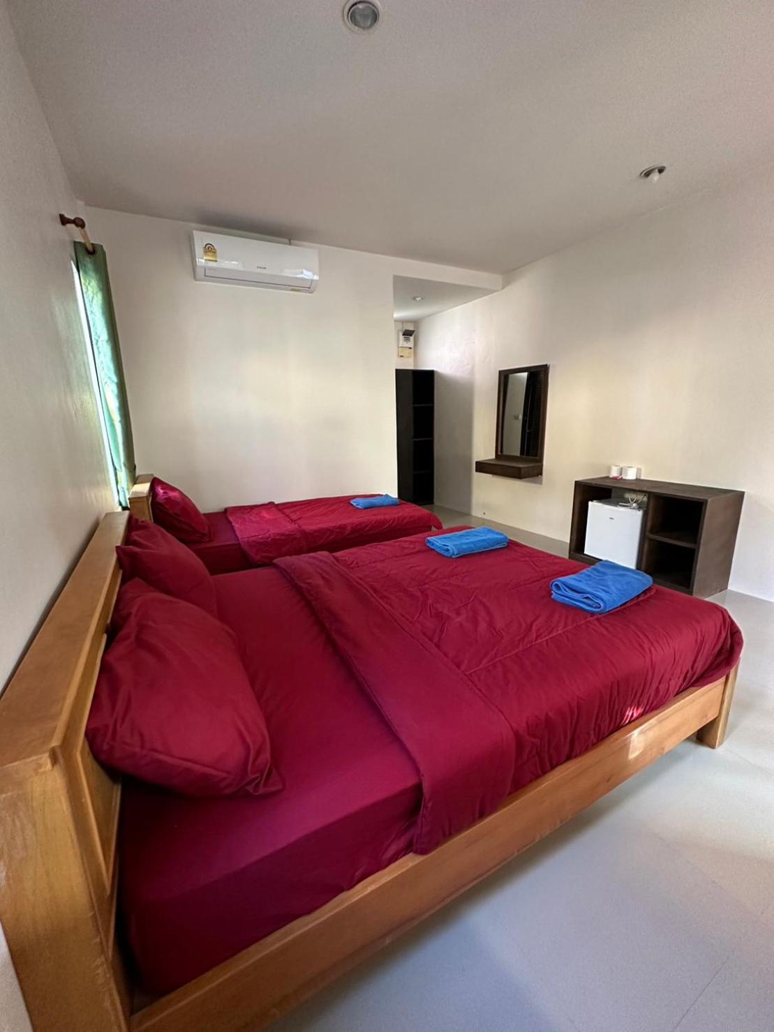 Double Room with Extra Bed photo 1