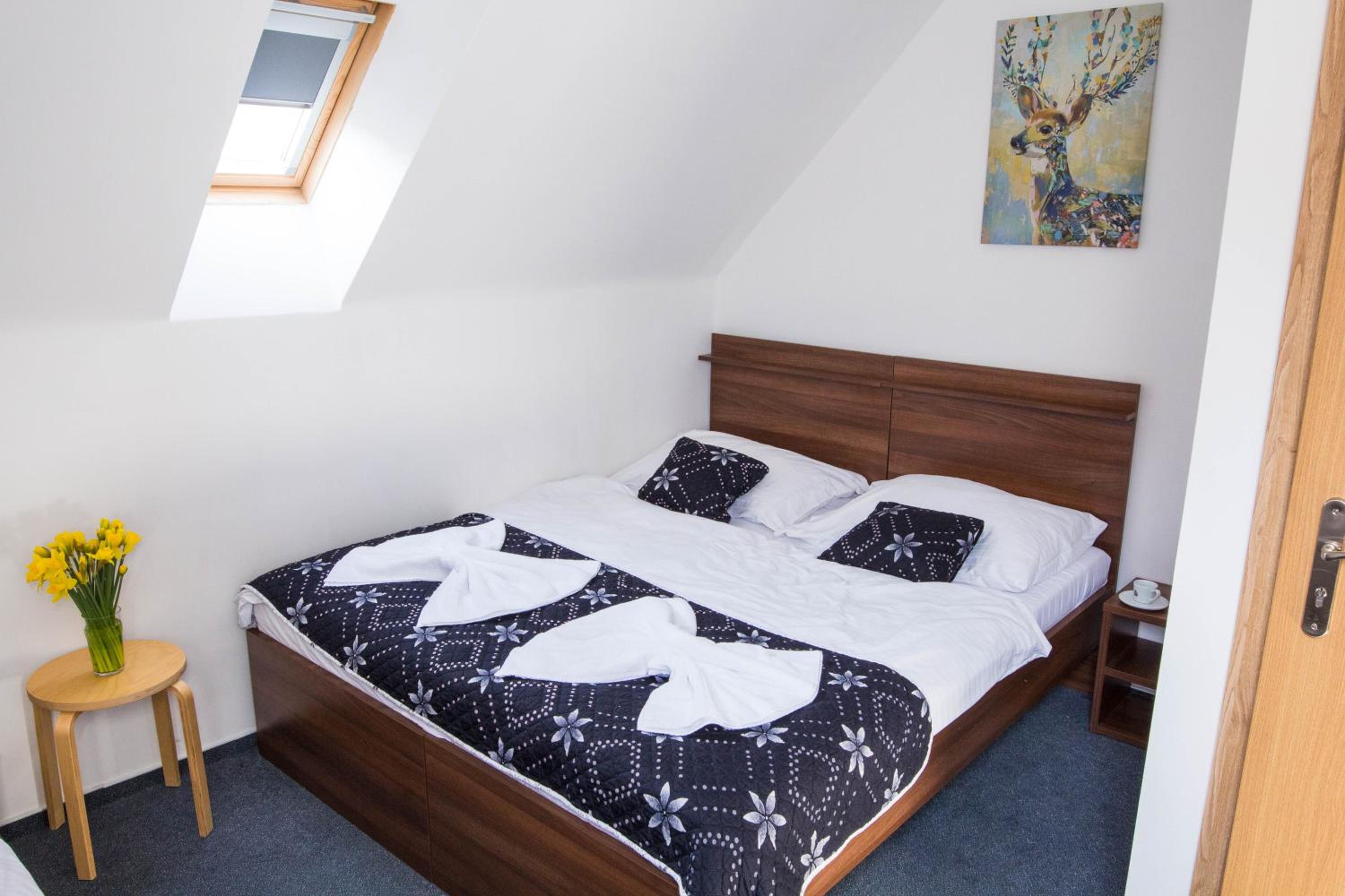 Triple Room with Shared Bathroom