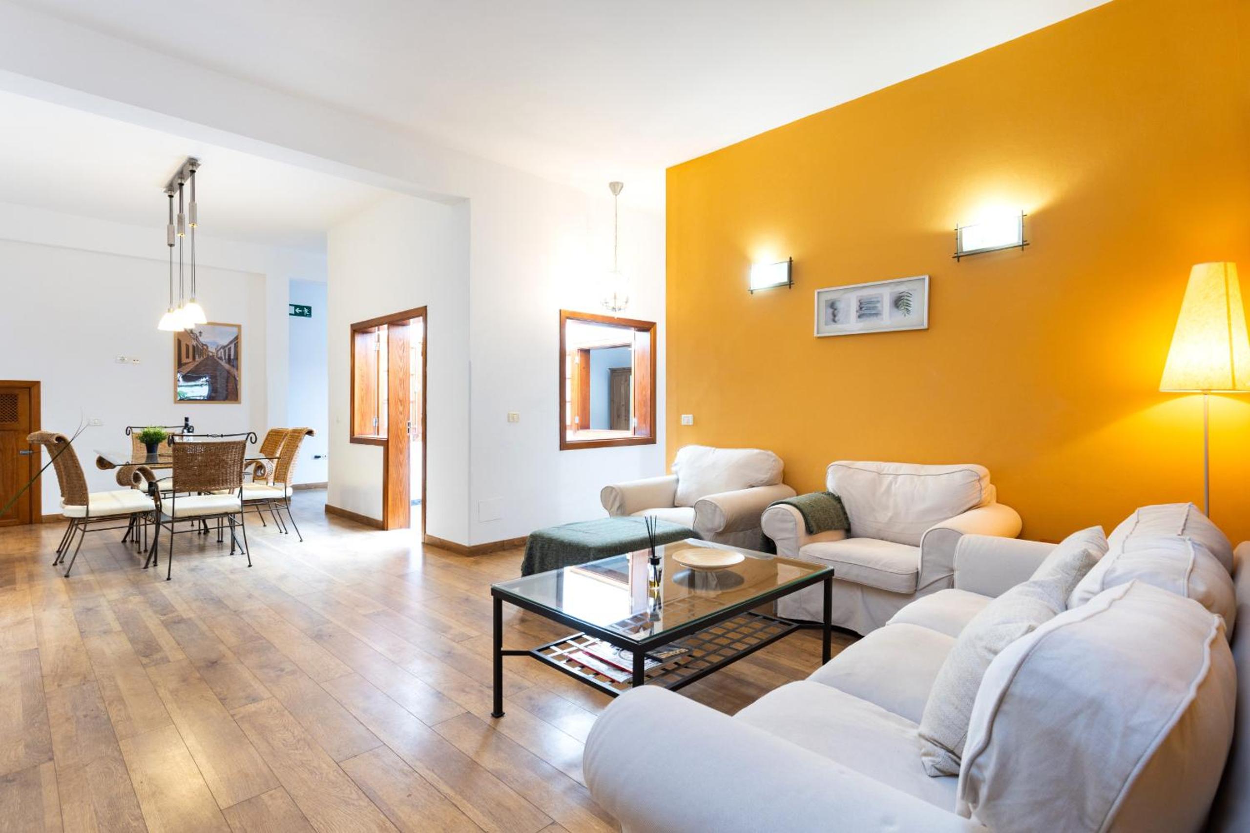 Casa de cuatro habitaciones