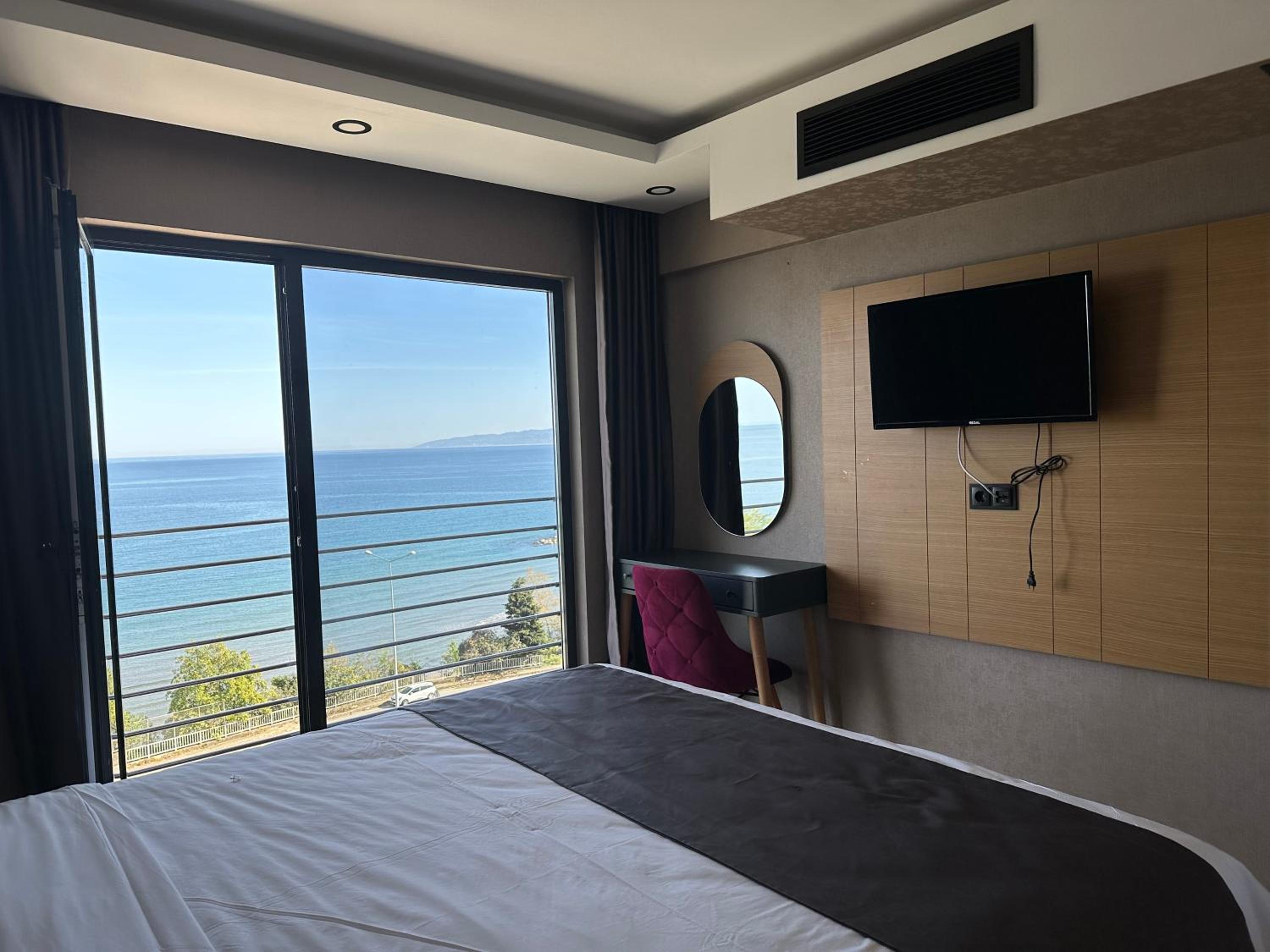 Family Suite - Photo 9