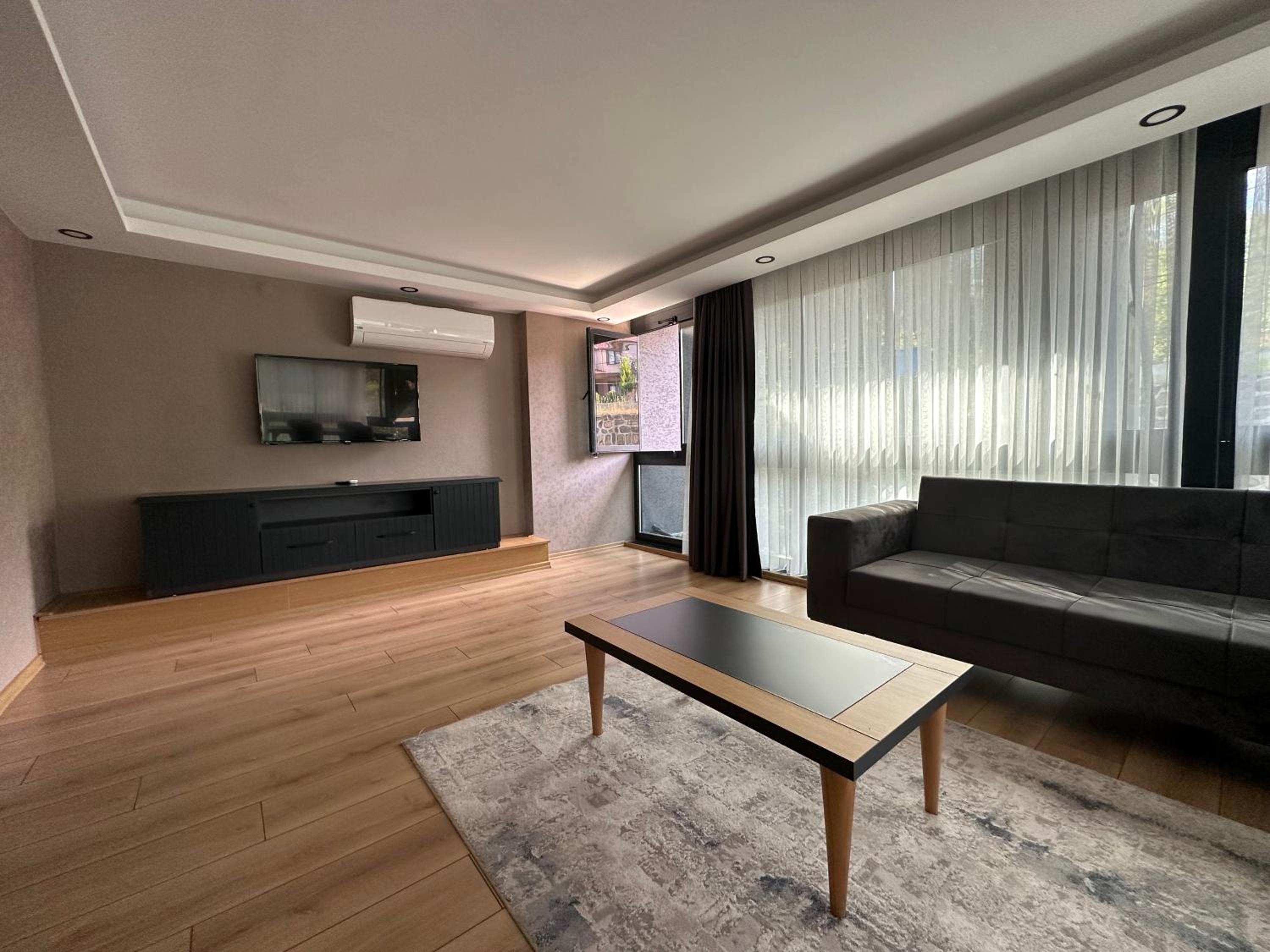 Suite with Terrace - Photo 4