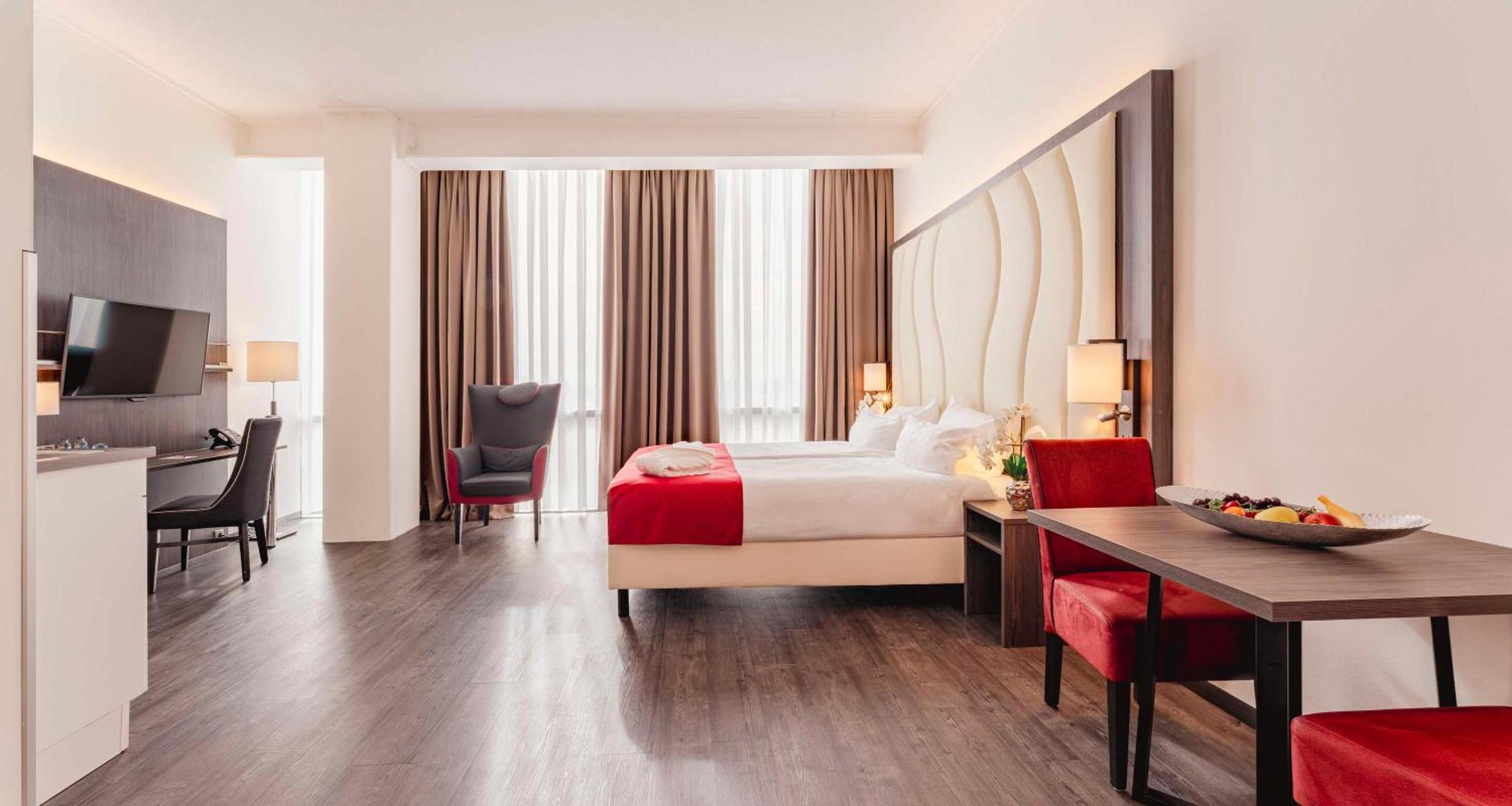 Superior Twin Room with Kitchenette - Photo 7