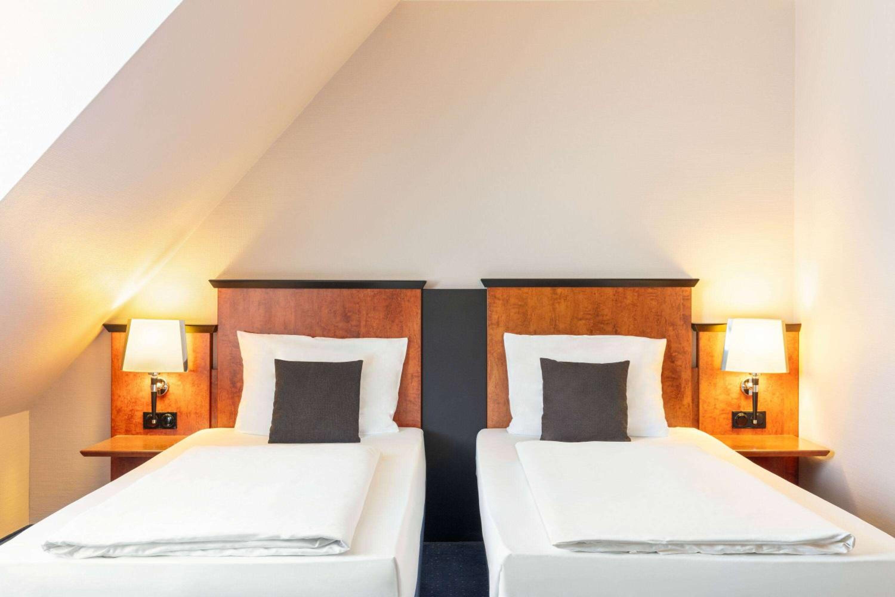 Comfort Twin Room photo 3