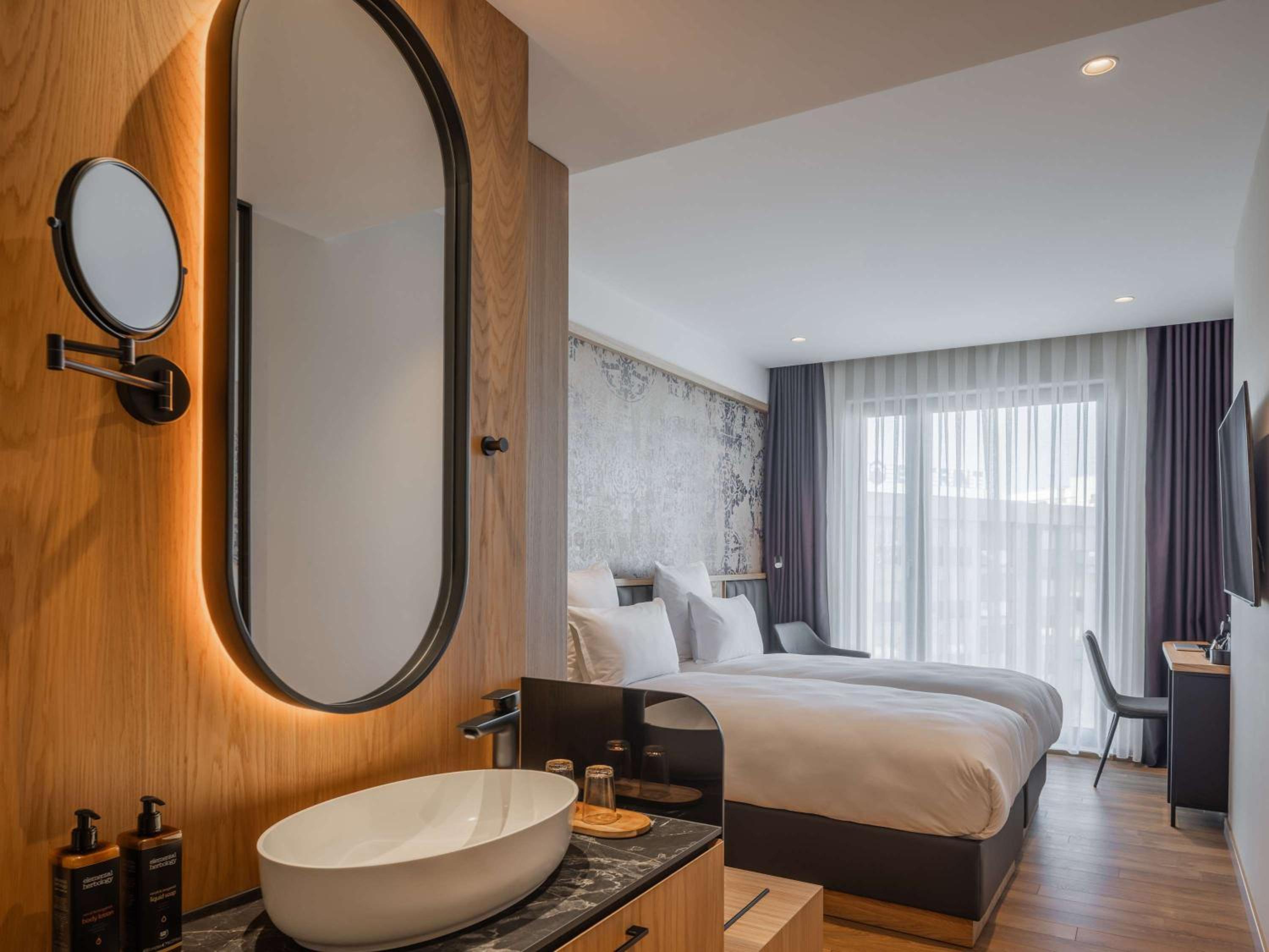 Classic Twin Room