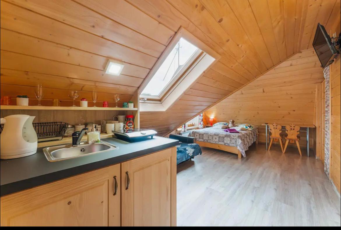 Triple Room with Private Bathroom - Photo 1
