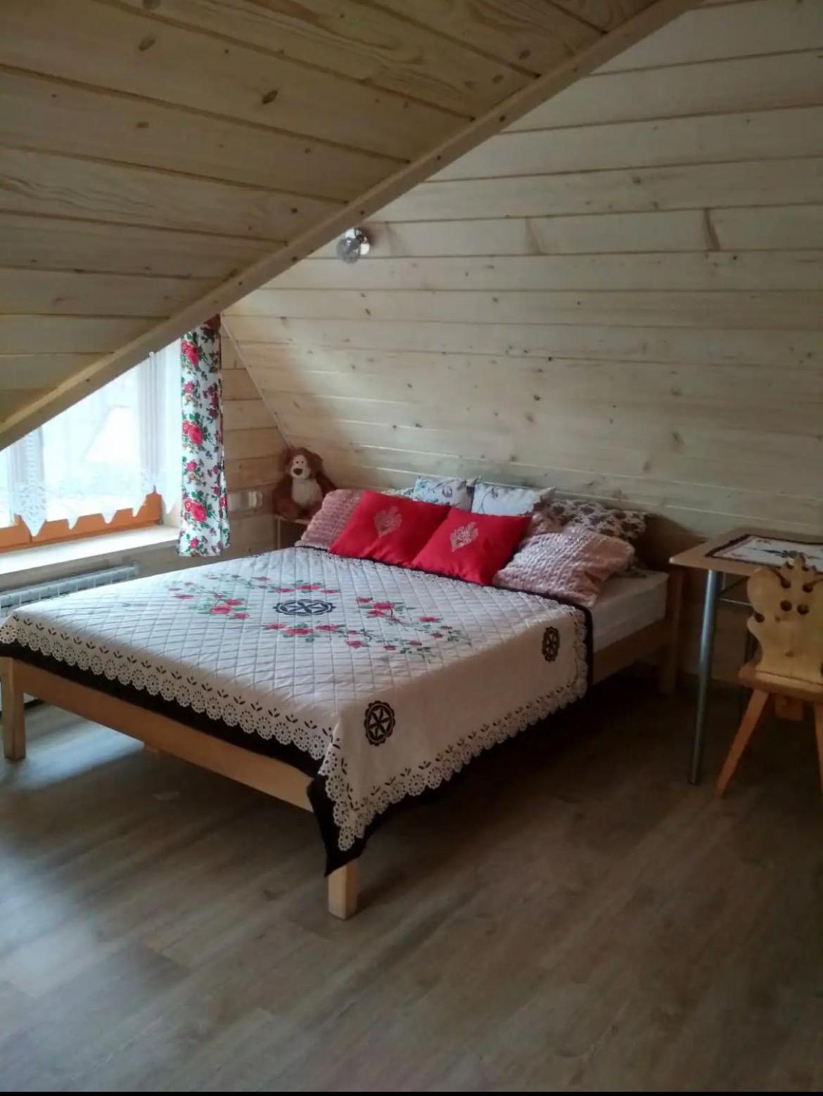 Triple Room with Private Bathroom - Photo 3