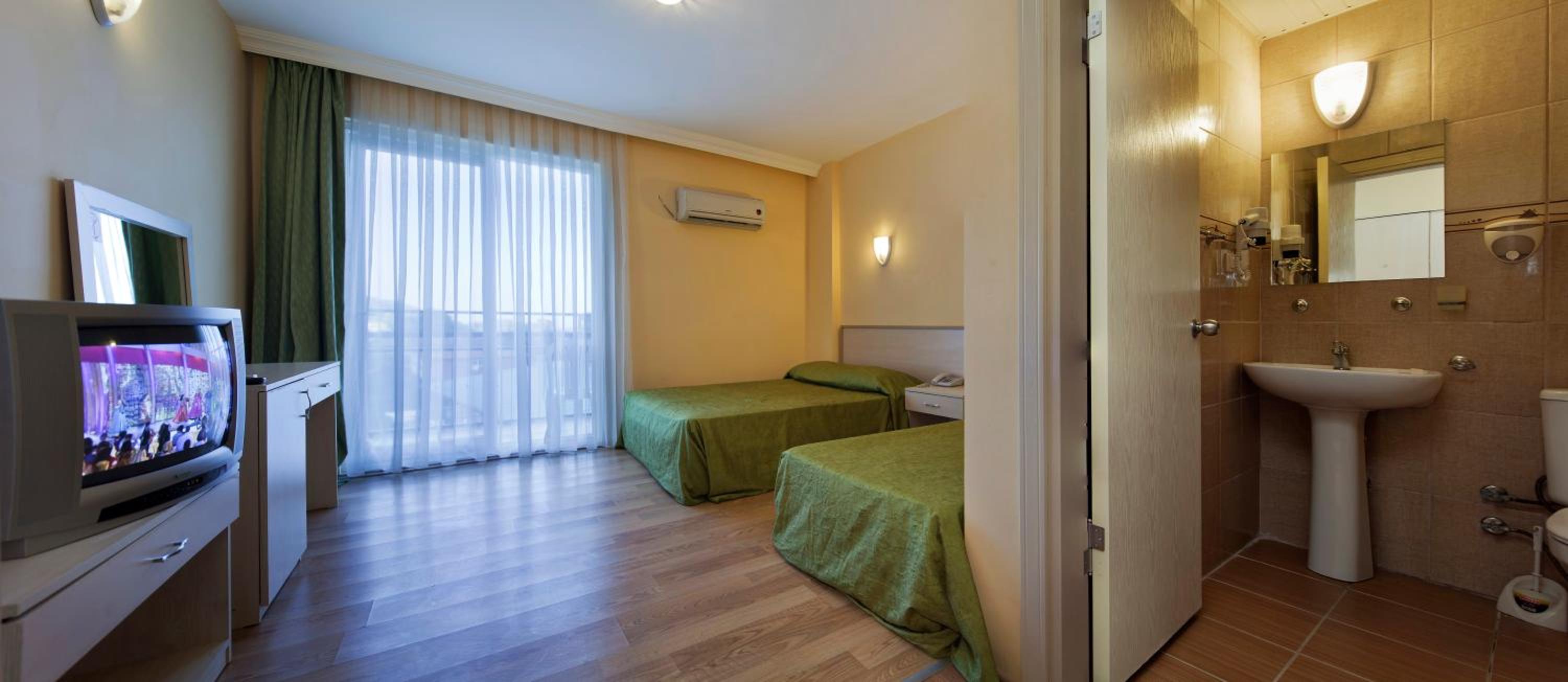 Double Room photo 2