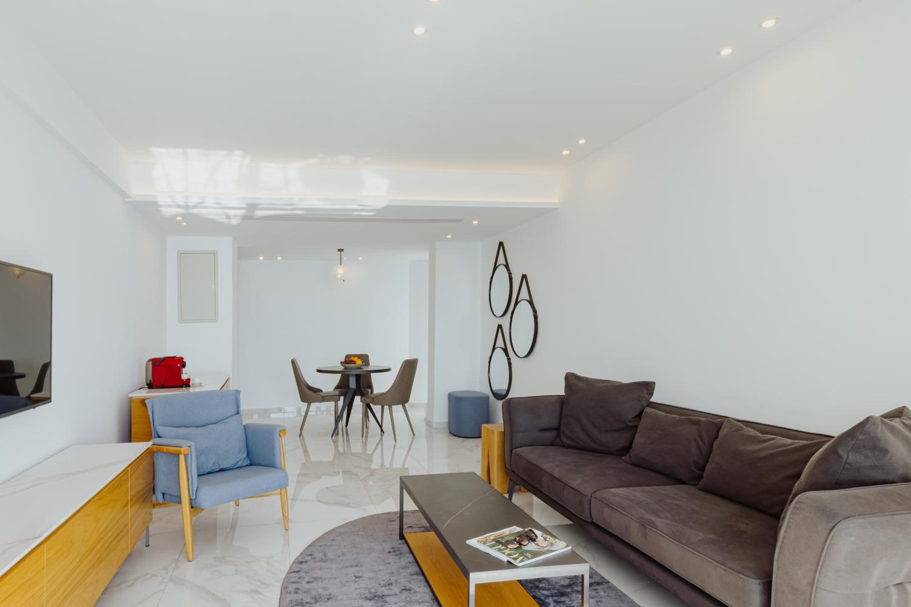 Grand Suite - Photo 3