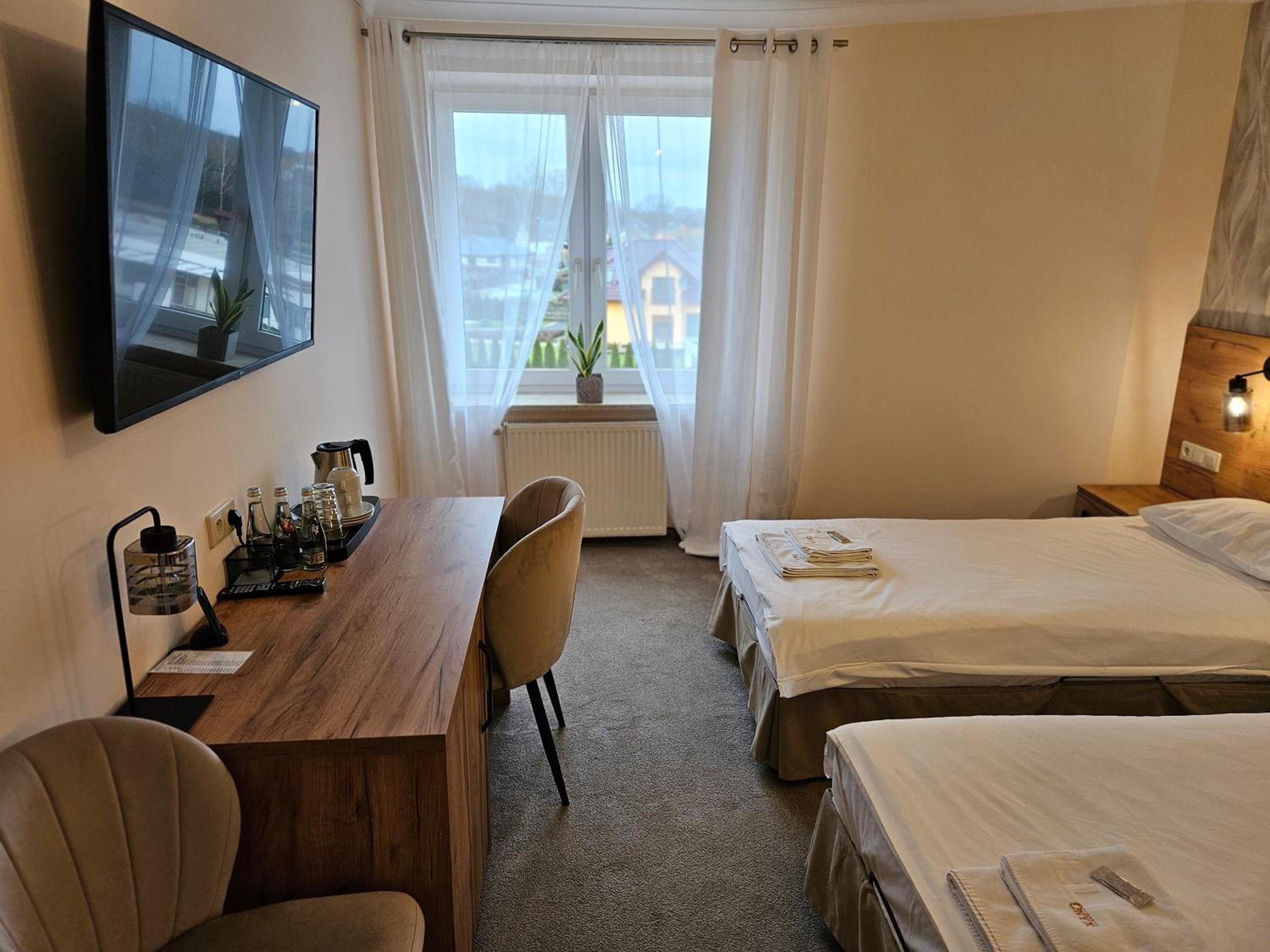 Classic Triple Room - Photo 6