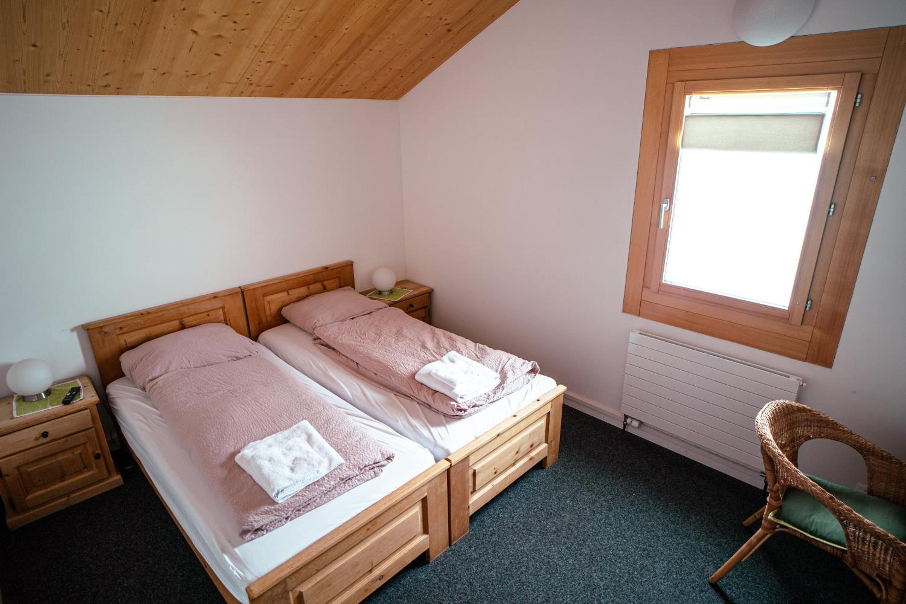 Double Room with Shared Bathroom photo 3
