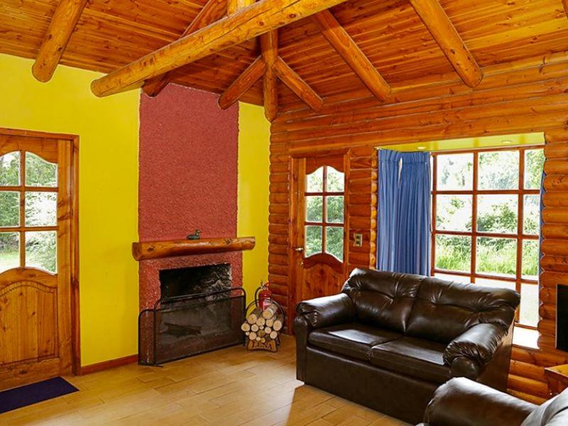 Two-Bedroom Bungalow photo 2
