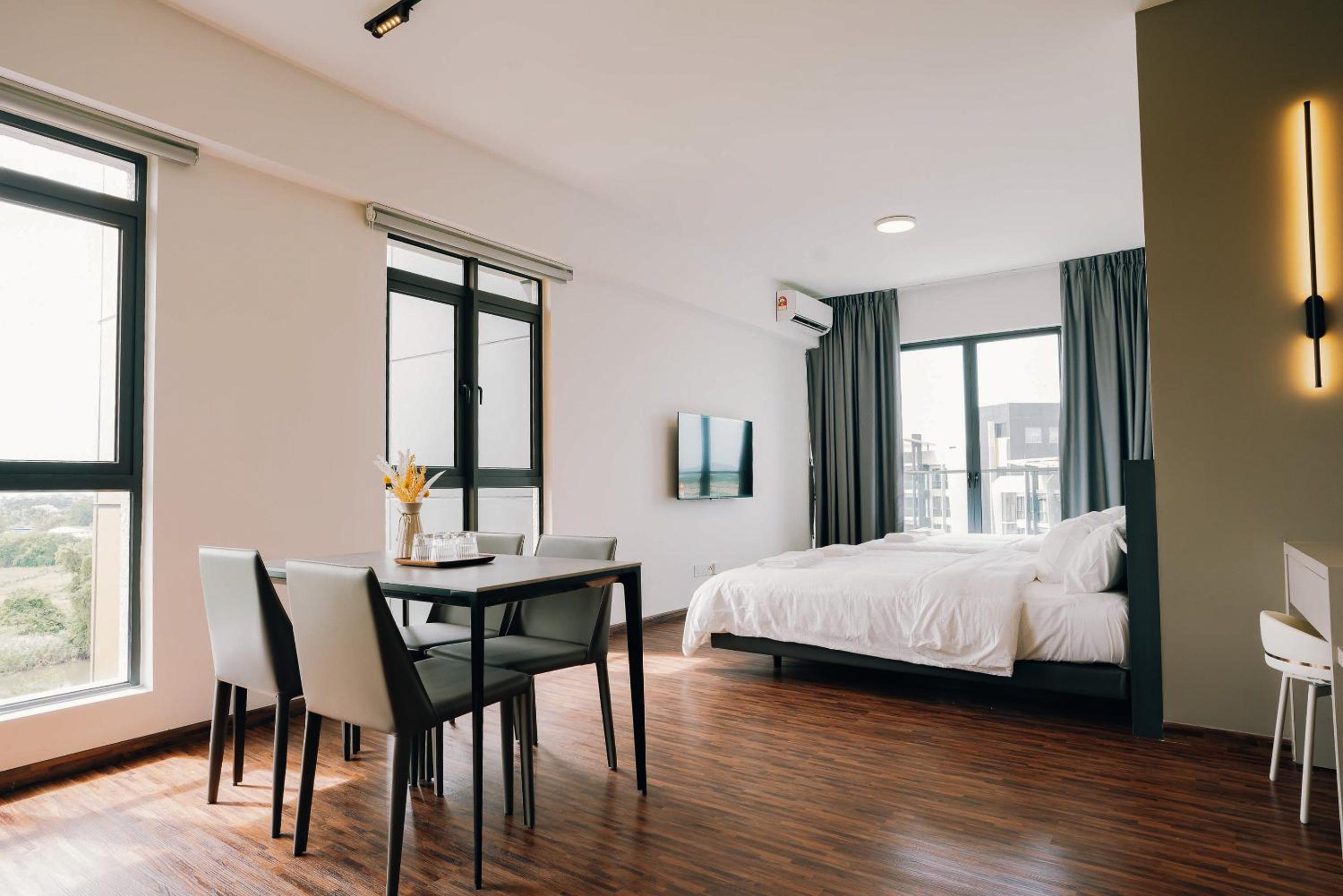 Deluxe Twin Room photo 3