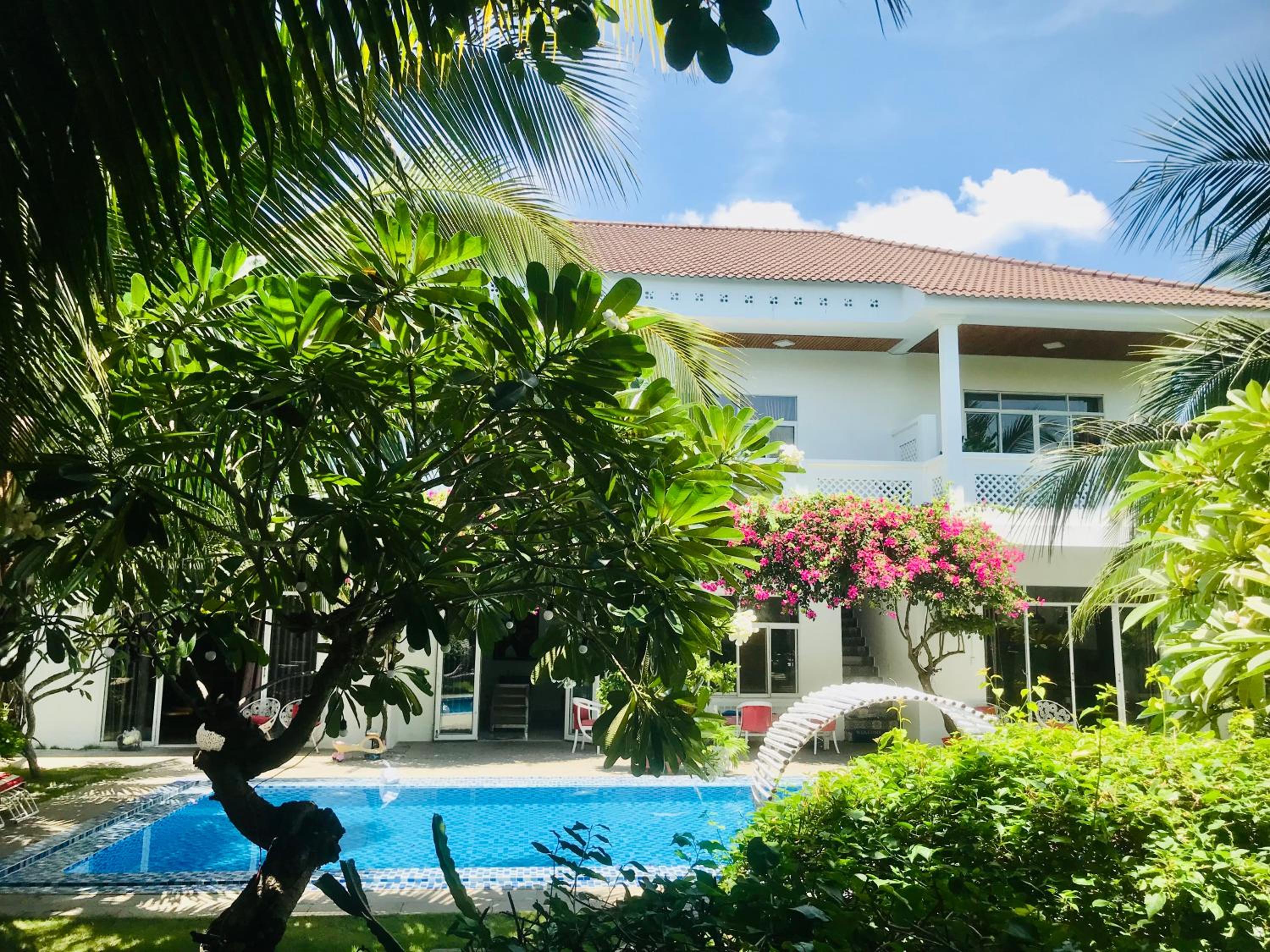 Villa with Private Pool photo 2