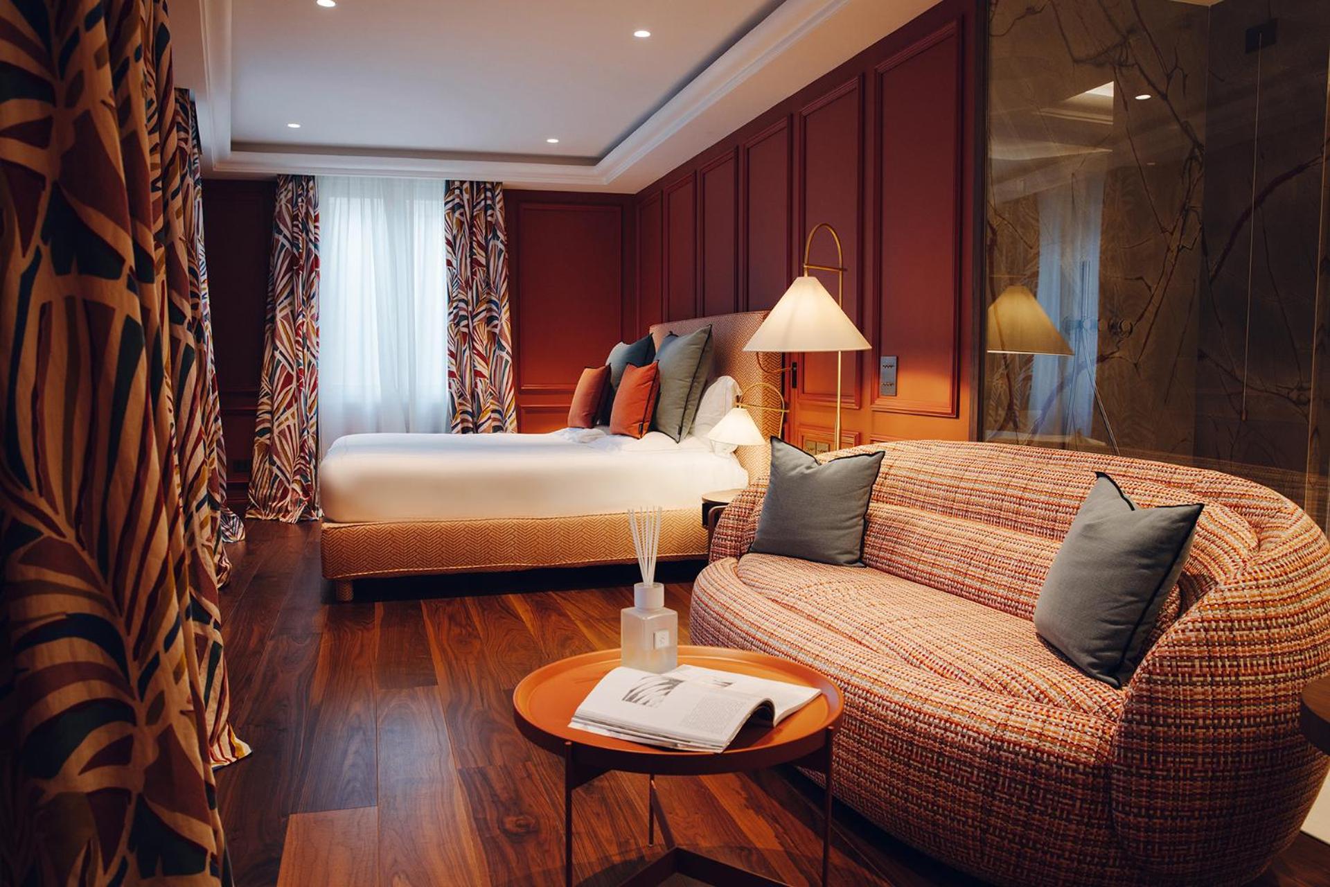 Junior Suite (2 Adults) - Photo 10