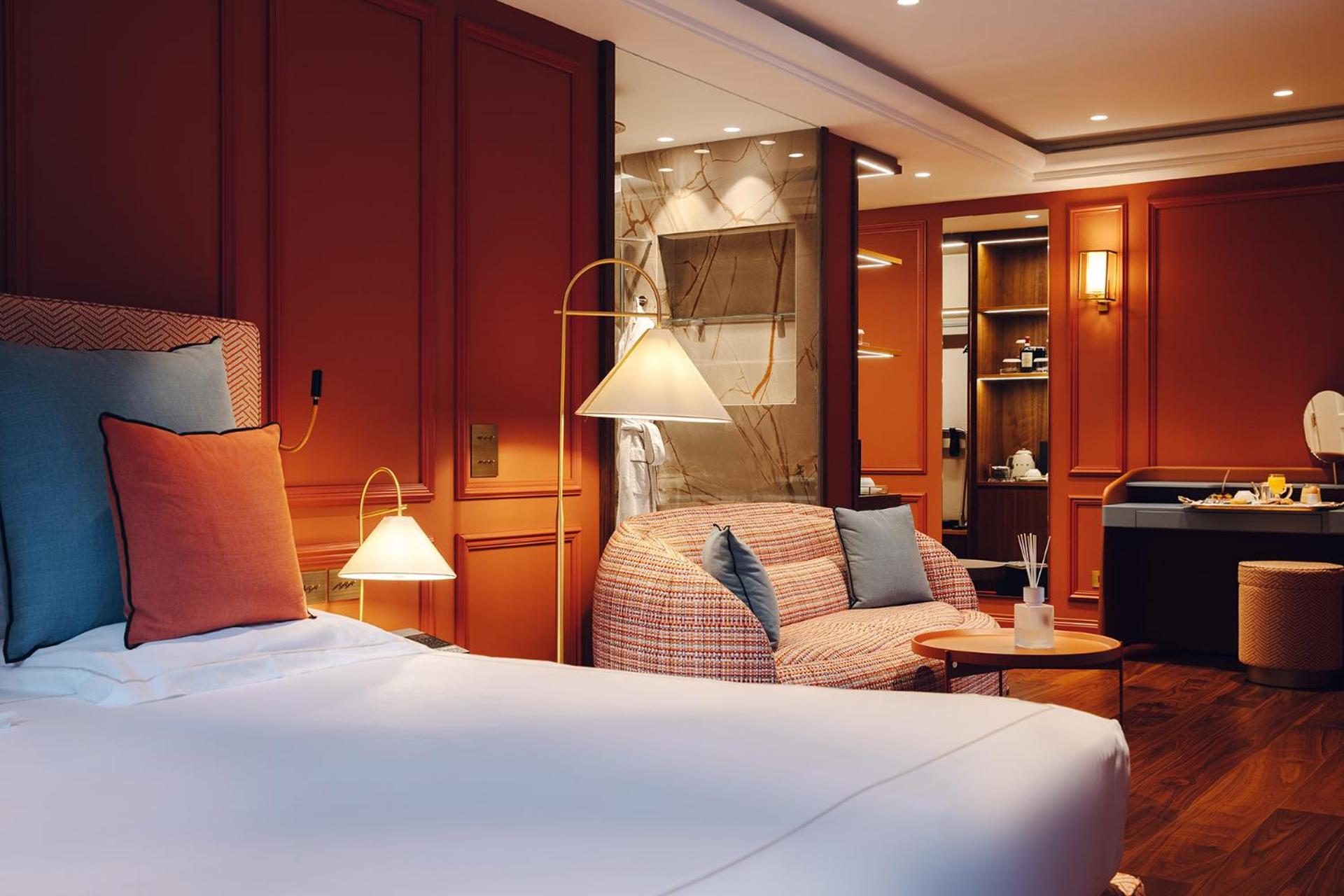 Junior Suite (2 Adults) - Photo 11