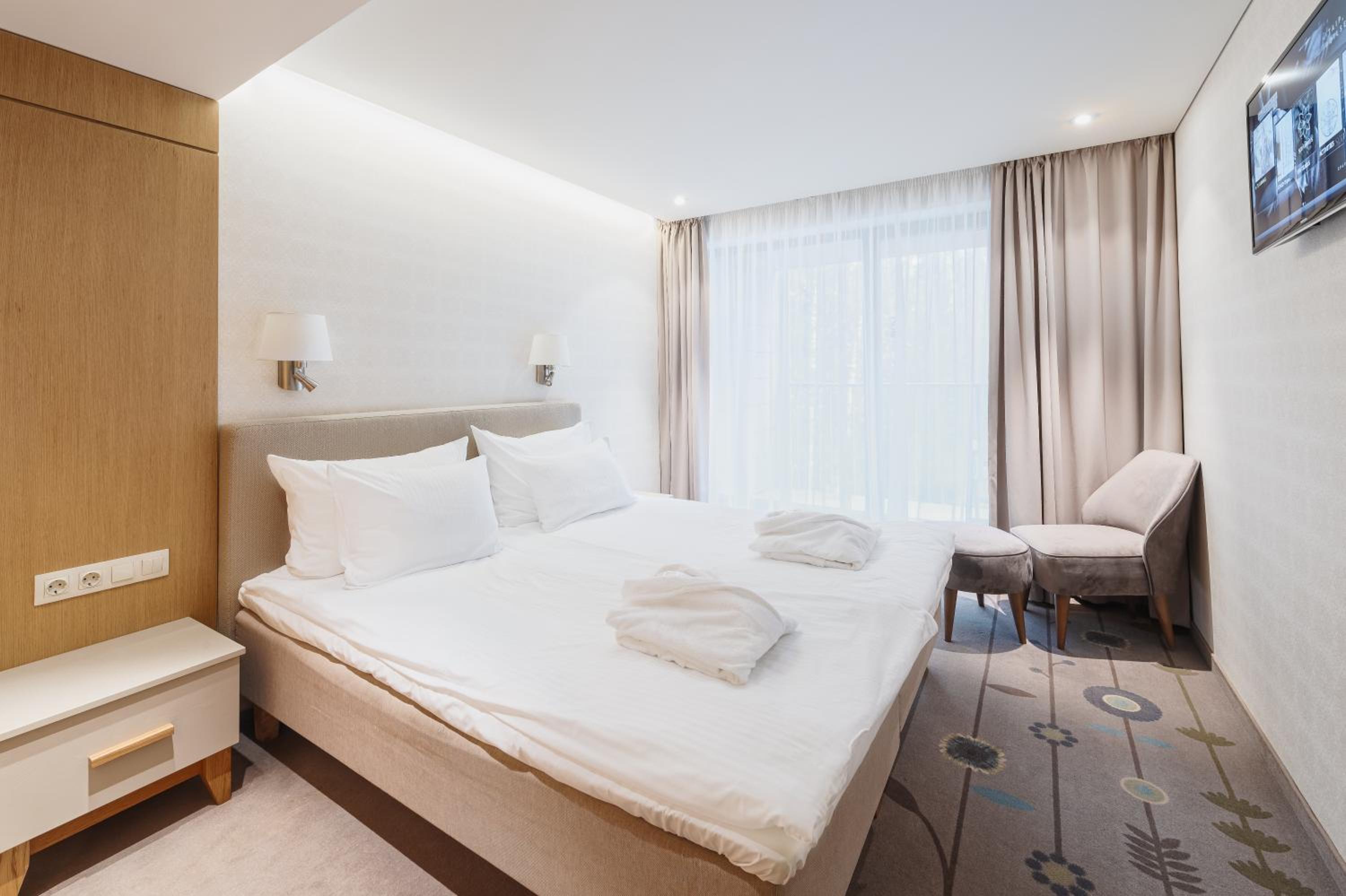 Suite With New Year Program And Dinner