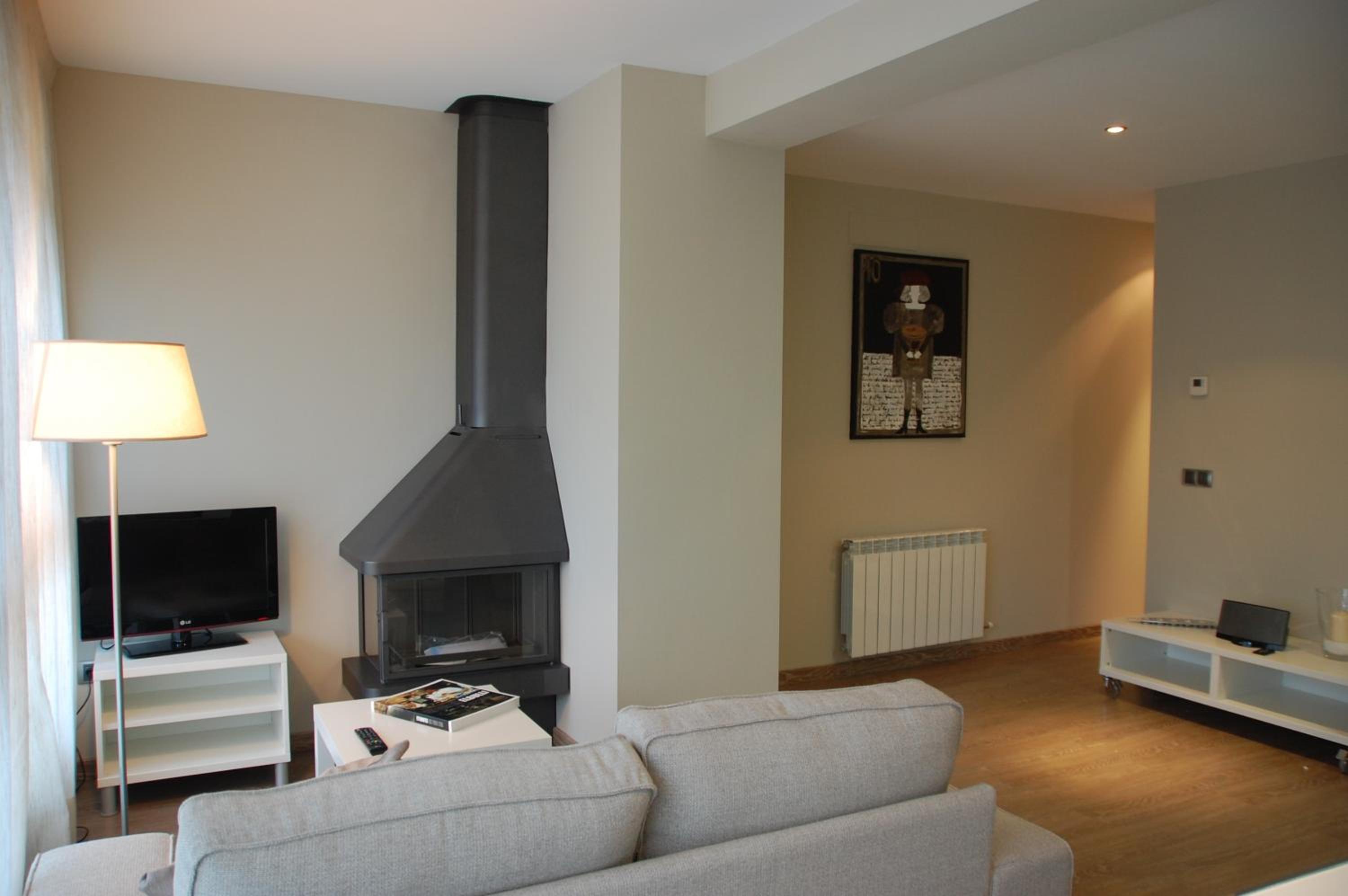 Two-Bedroom Suite (4 Adults) photo 2