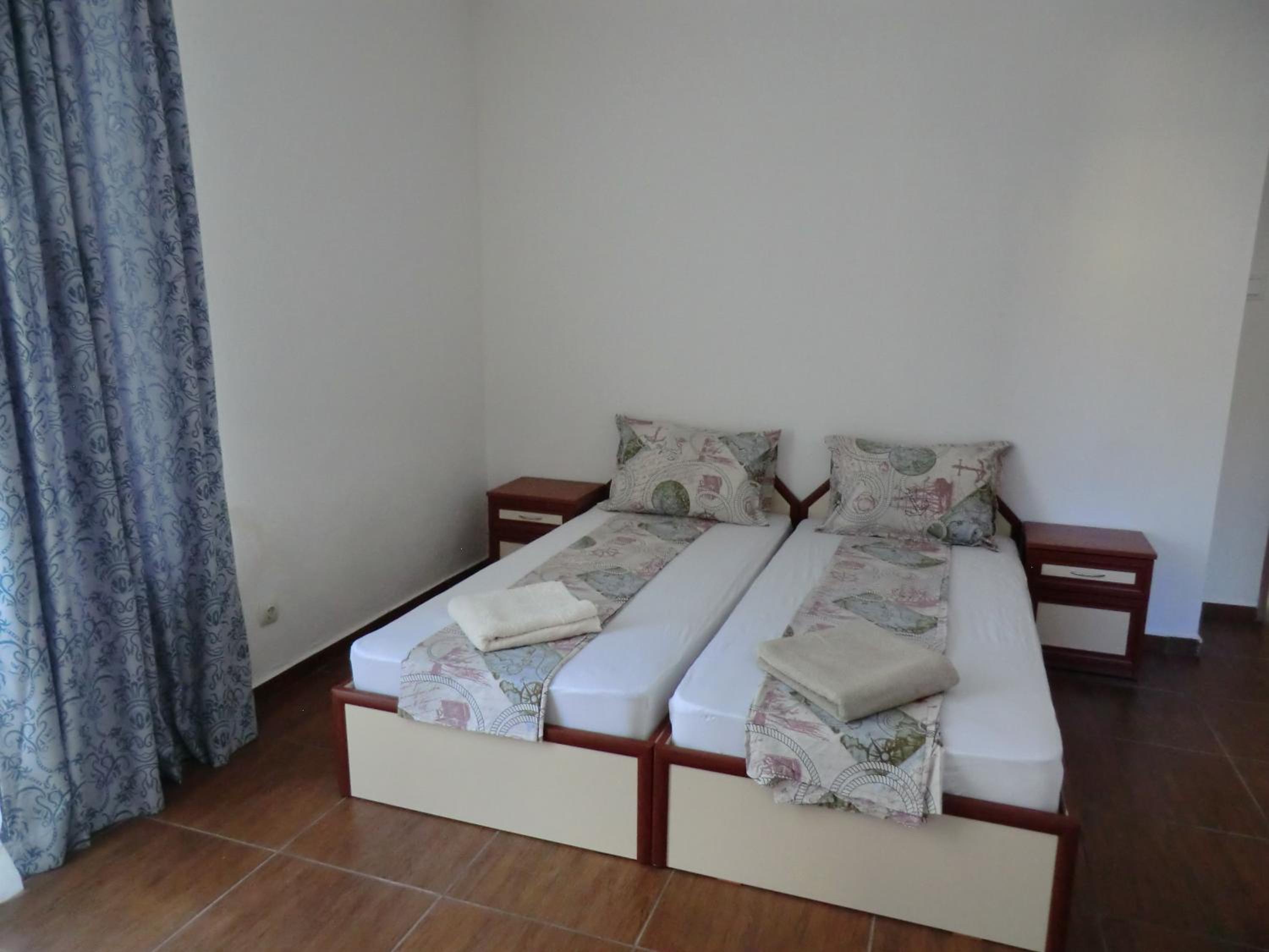 Standard Twin Room photo 1