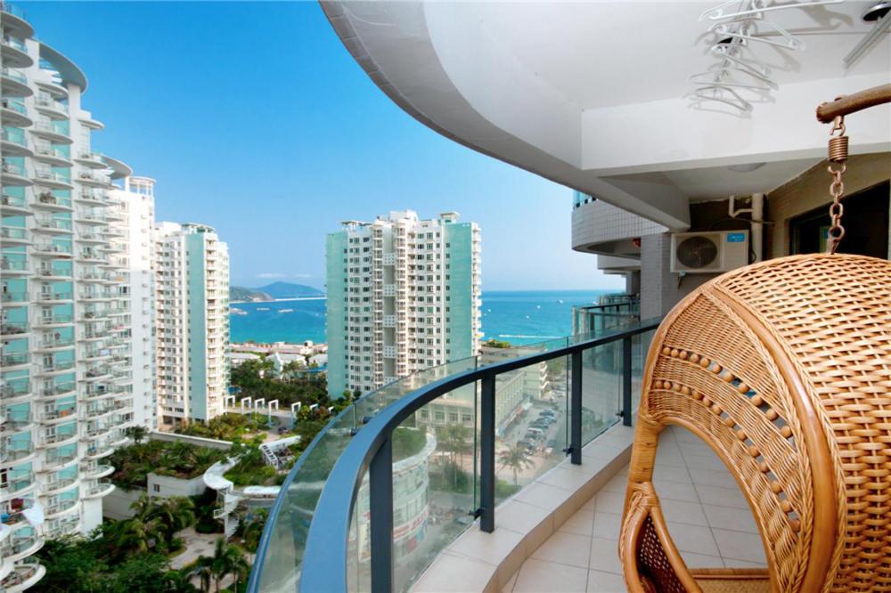 One-Bedroom Apartment with Ocean View - Photo 5